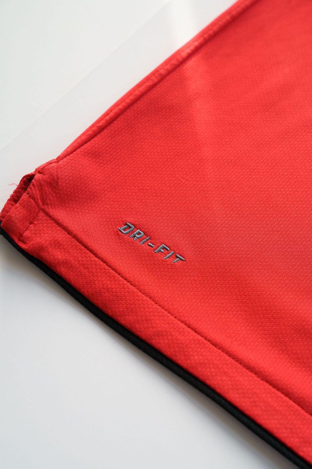 Nike Nike x Manchester United Jersey 2010 - 2011 Size US M / EU 48-50 / 2 - 10 Thumbnail
