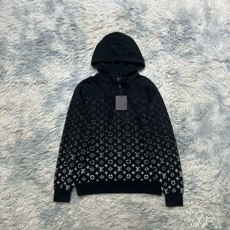 Louis Vuitton Louis Vuitton Full print gradient hooded sweatshirt Size US S / EU 44-46 / 1 - 1 Thumbnail