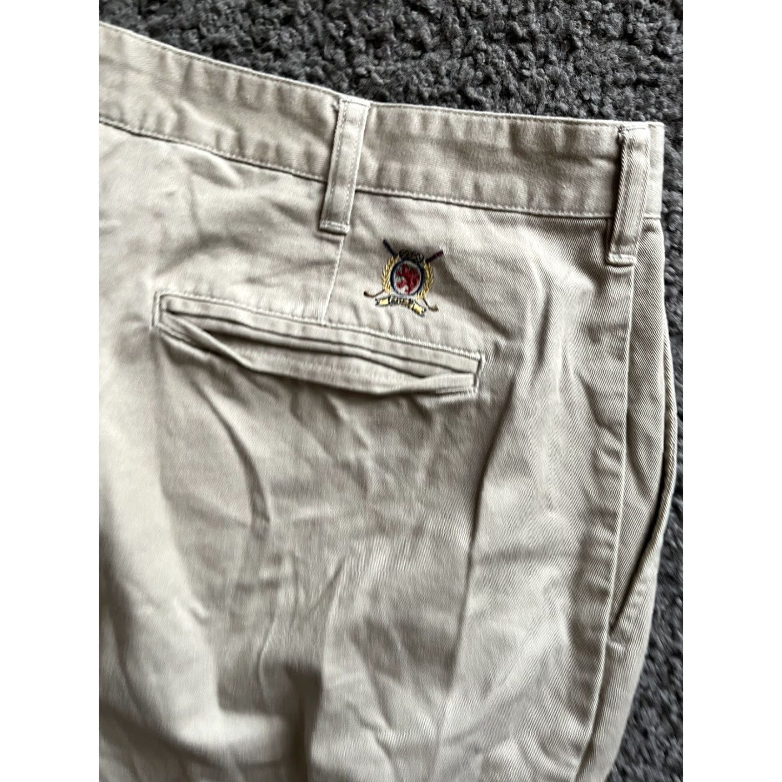 Tommy Hilfiger VINTAGE Tommy Hilfiger Mens Beige Pleated Dress Pants Straight Leg 38x32 Adult Regular Beige 90s American Designer Mens Pants Size US 38 / EU 54 - 5 Thumbnail