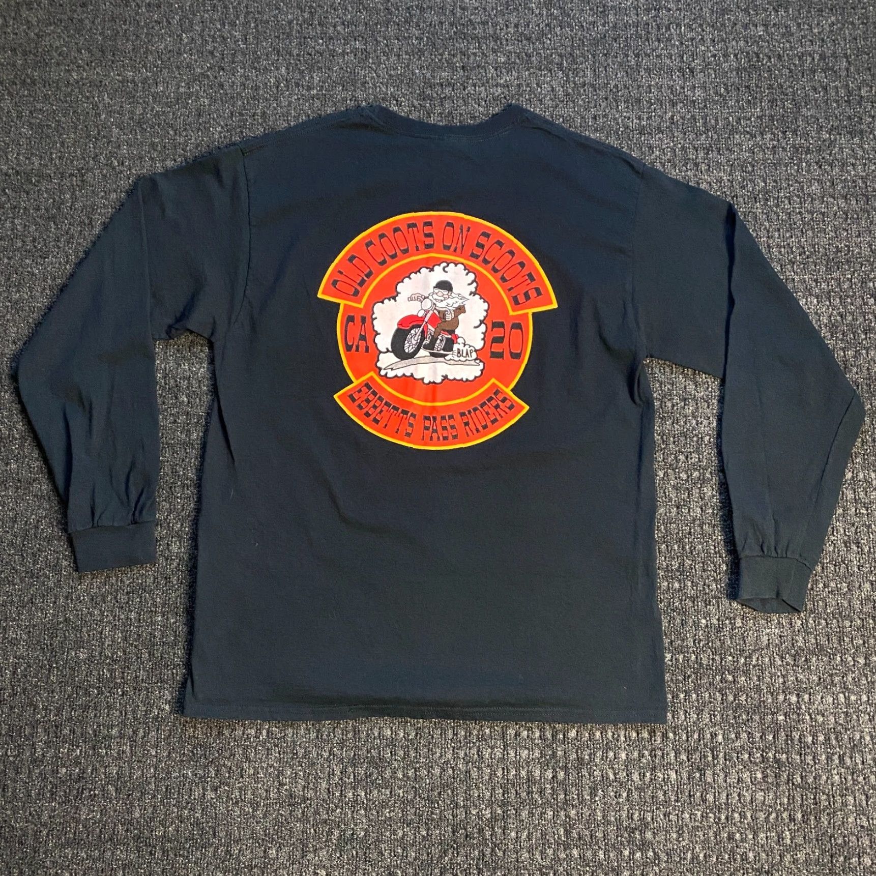 Gildan VINTAGE Old Coots on Scoots Ebbetts Pass Riders Long Sleeve Shirt Black Motorcycle CA 20 Size US L / EU 52-54 / 3 - 2 Thumbnail