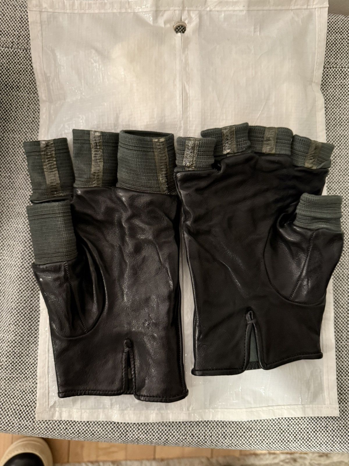 Carol Christian Poell Carol Christian Poell gloves Size ONE SIZE - 1 Thumbnail