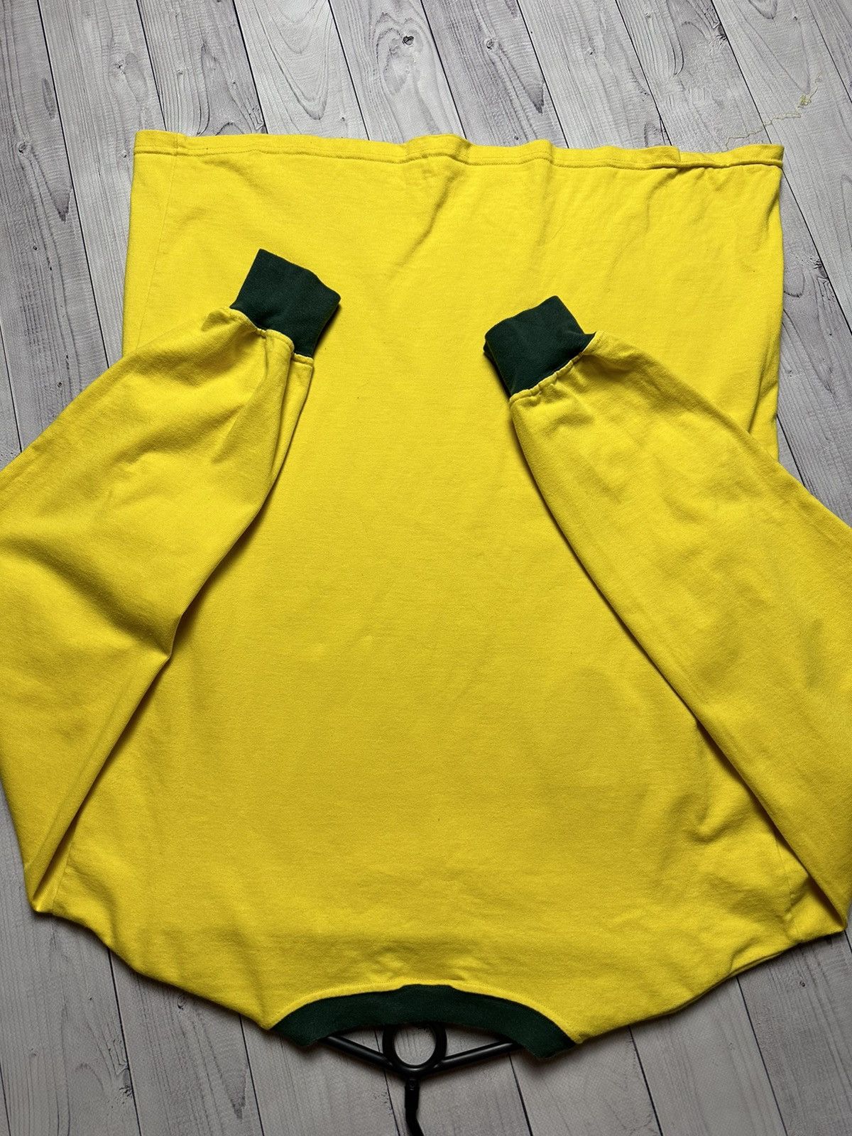 Vintage Vintage Brazil soccer jersey long sleeve retro Brasil size L Size US L / EU 52-54 / 3 - 7 Thumbnail