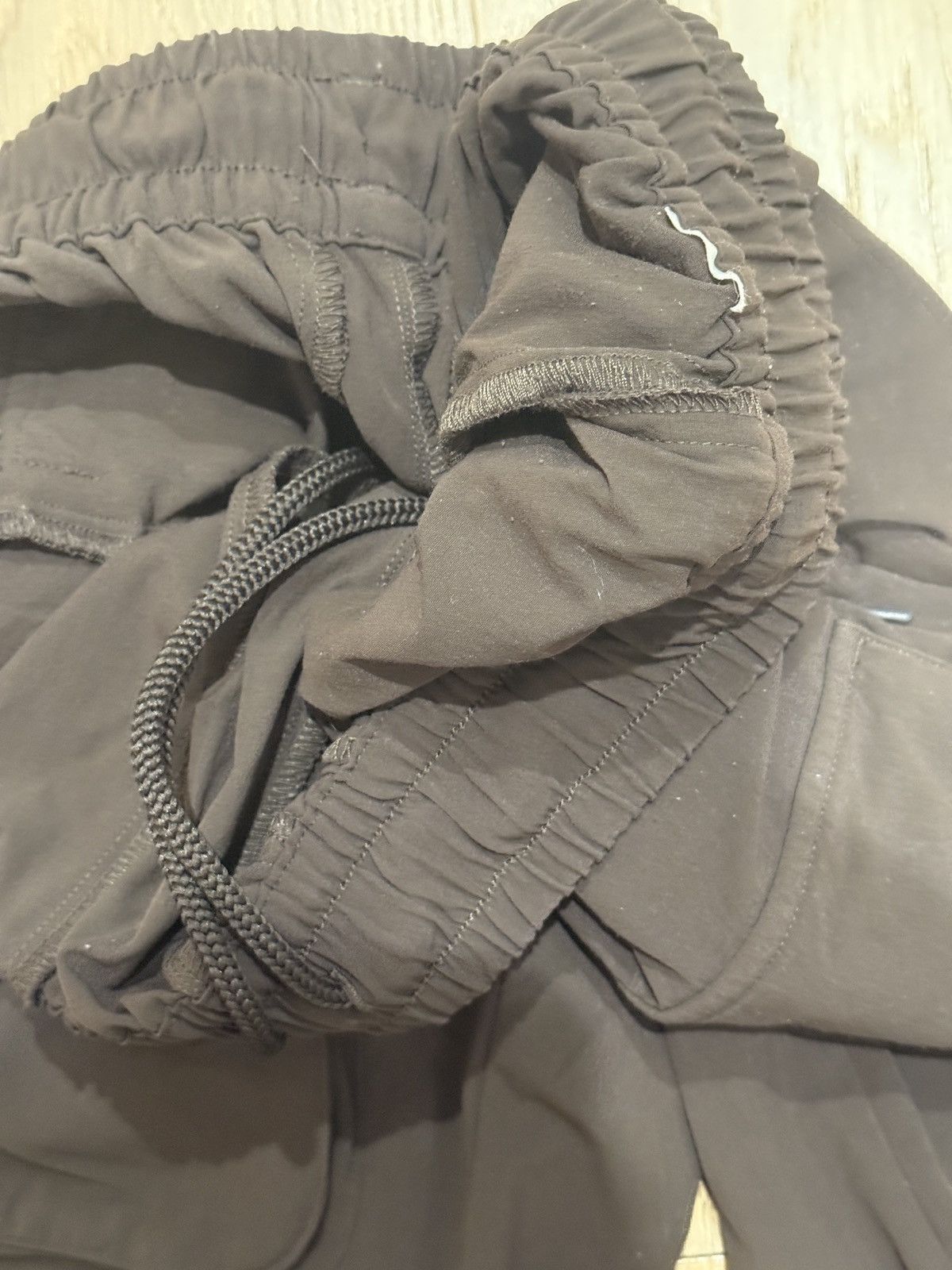 Alo Alo Cargo Sweat pant with Synch Leg Size US 30 / EU 46 - 3 Thumbnail