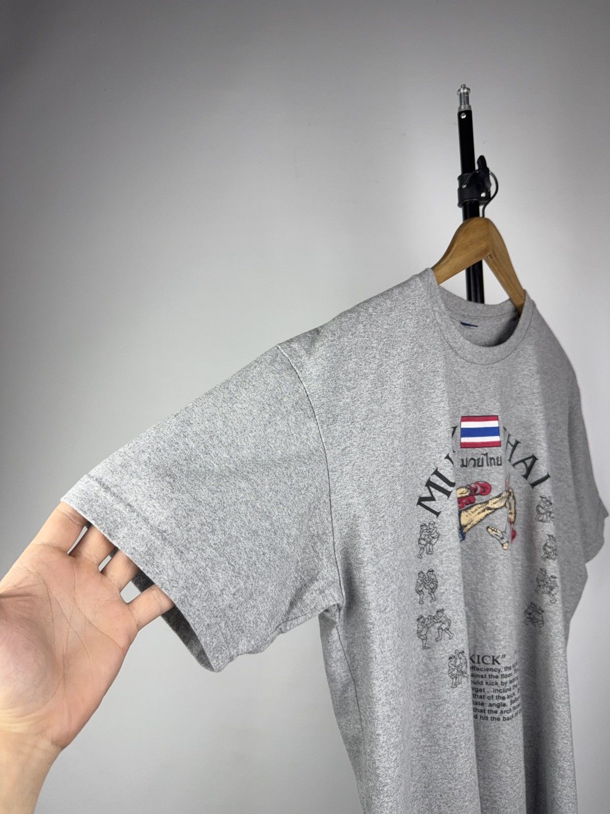 Vintage Vintage 90s Retro Muay Thai Kick Boxing Graphic Tee T-Shirt Size US L / EU 52-54 / 3 - 3 Thumbnail