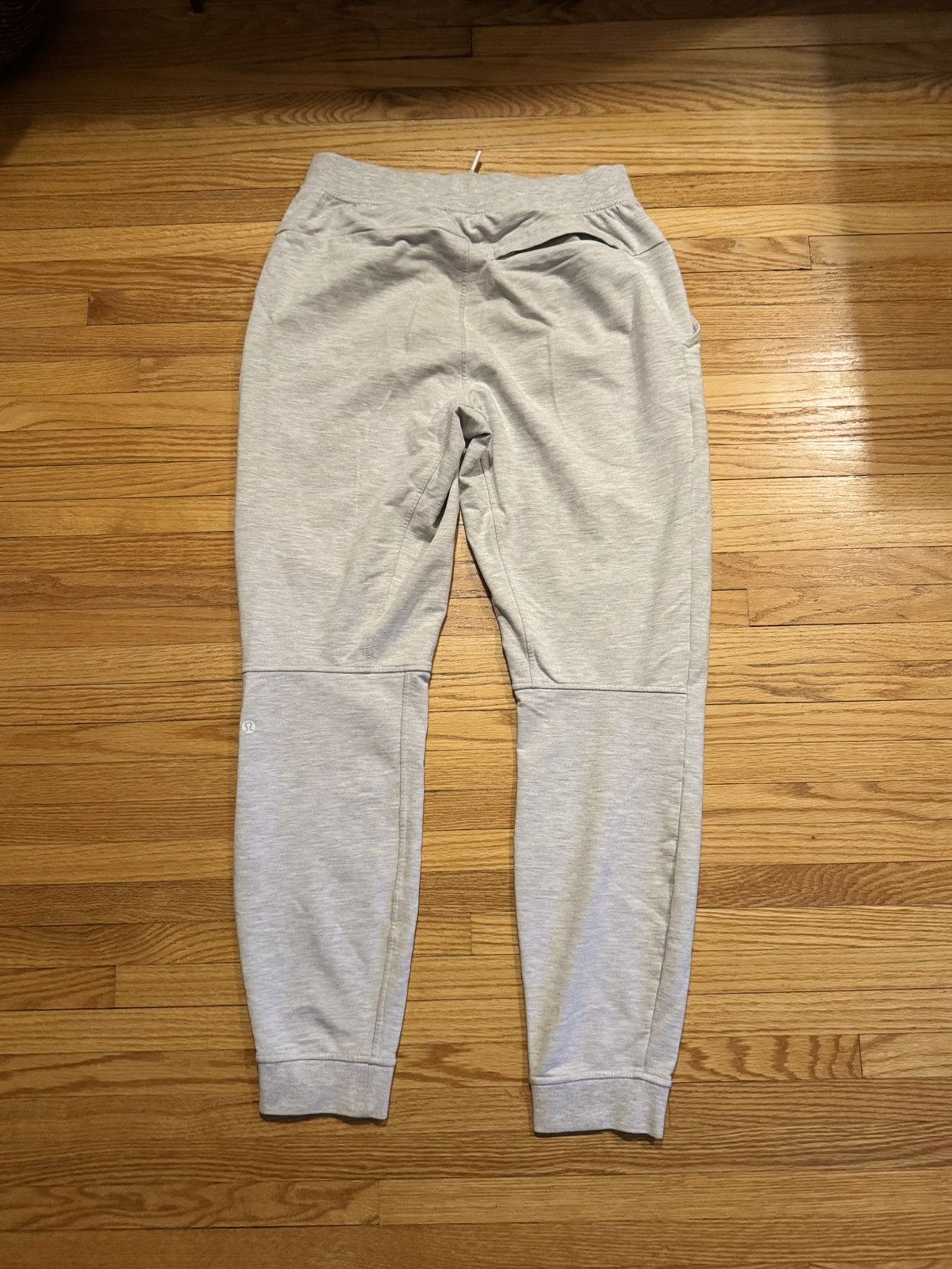 Lululemon Grey lululemon joggers Size US 30 / EU 46 - 2 Thumbnail