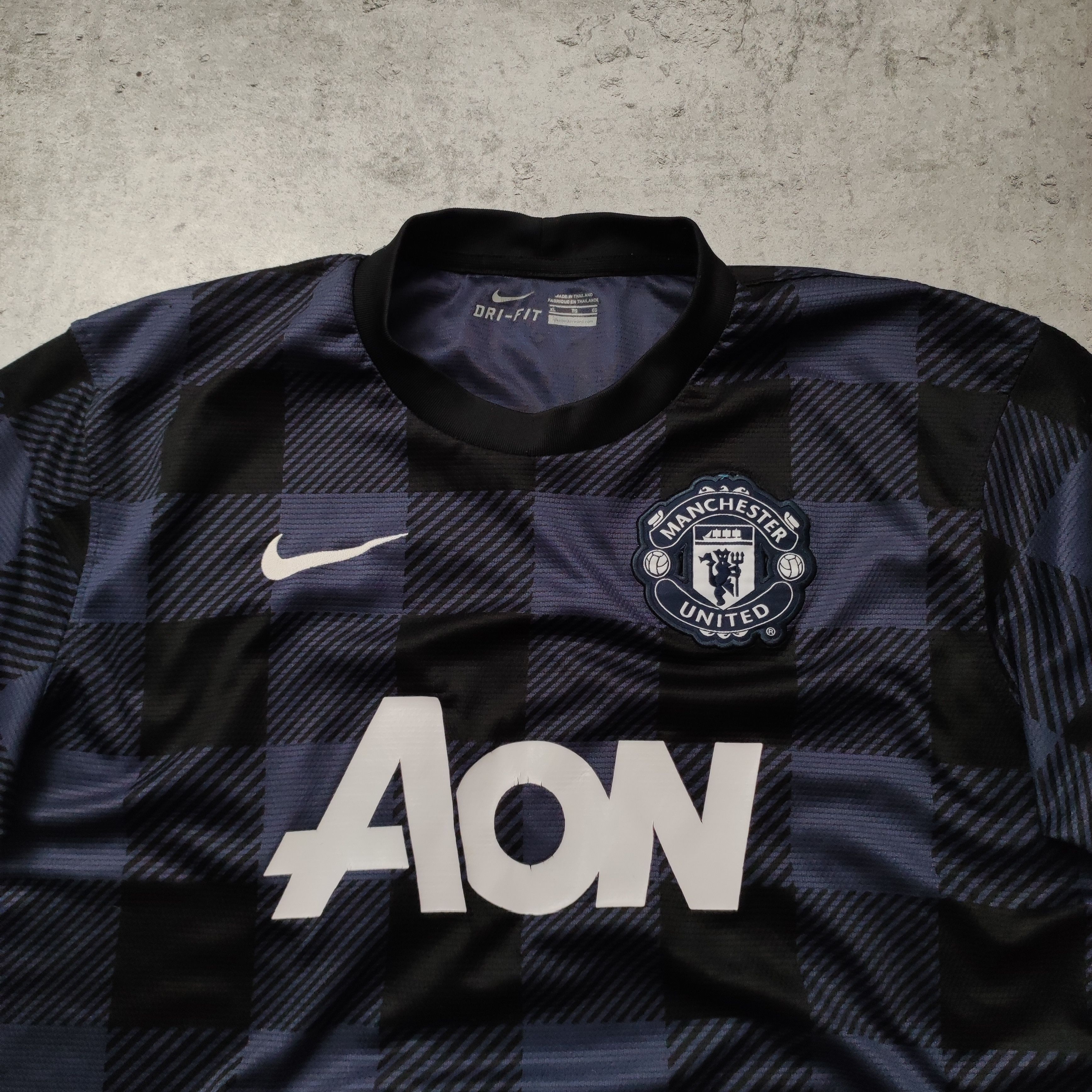 Nike × Vintage Vintage 13/14 Manchester United x Nike Football Away Jersey Size US XL / EU 56 / 4 - 4 Thumbnail