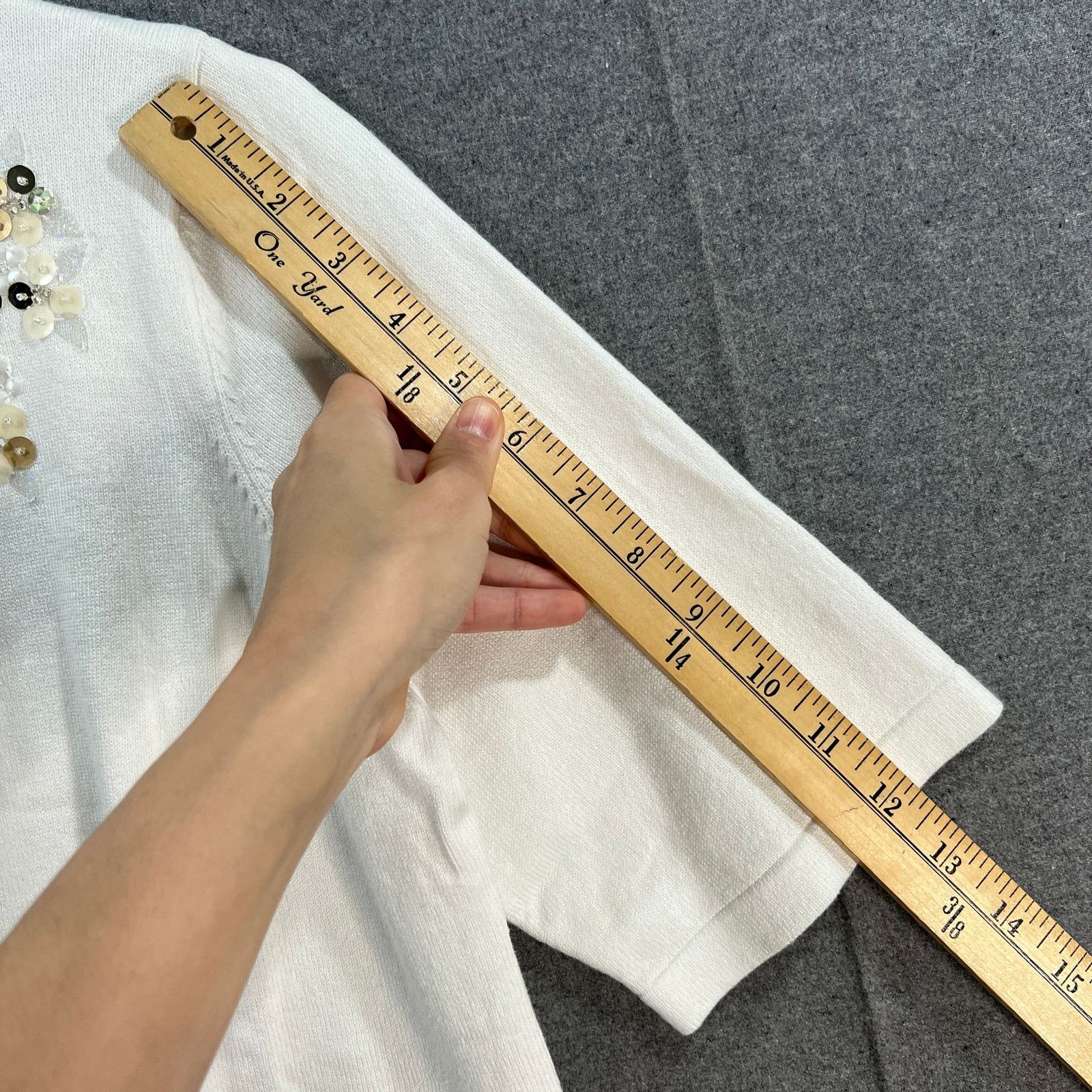 Isaac Mizrahi Isaac Mizrahi LIVE! Always Isaac Ebellished Sweater Lig Size M / US 6-8 / IT 42-44 - 7 Thumbnail