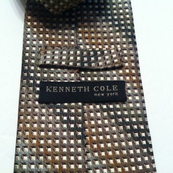 Kenneth Cole KENNETH COLE MEN'S NEW 100%SILK TIE WIDTH: 3 7/8" Size ONE SIZE - 4 Thumbnail