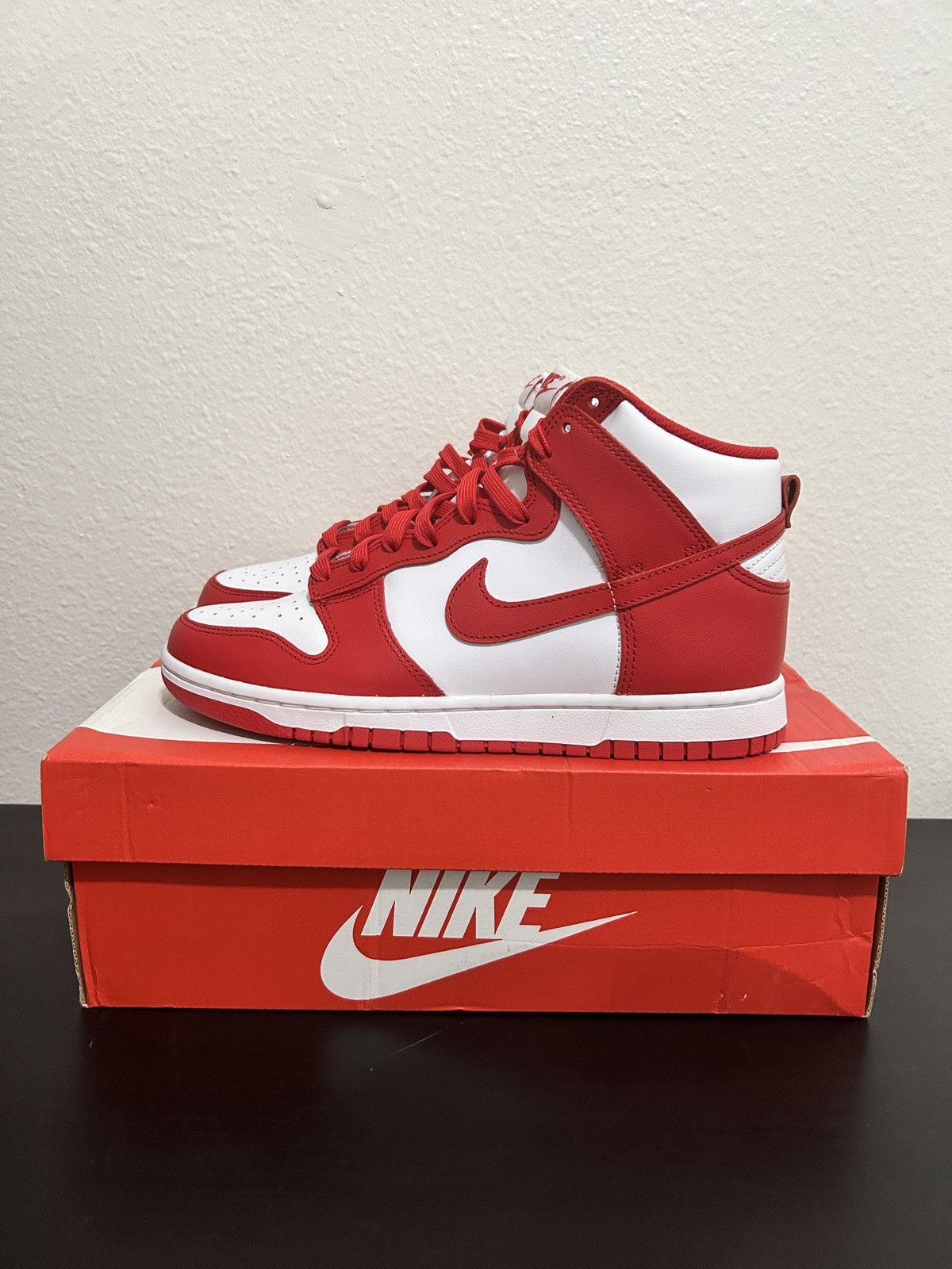 Nike Nike Dunk High Championship University Red Size US 9.5 / EU 42-43 - 1 Thumbnail