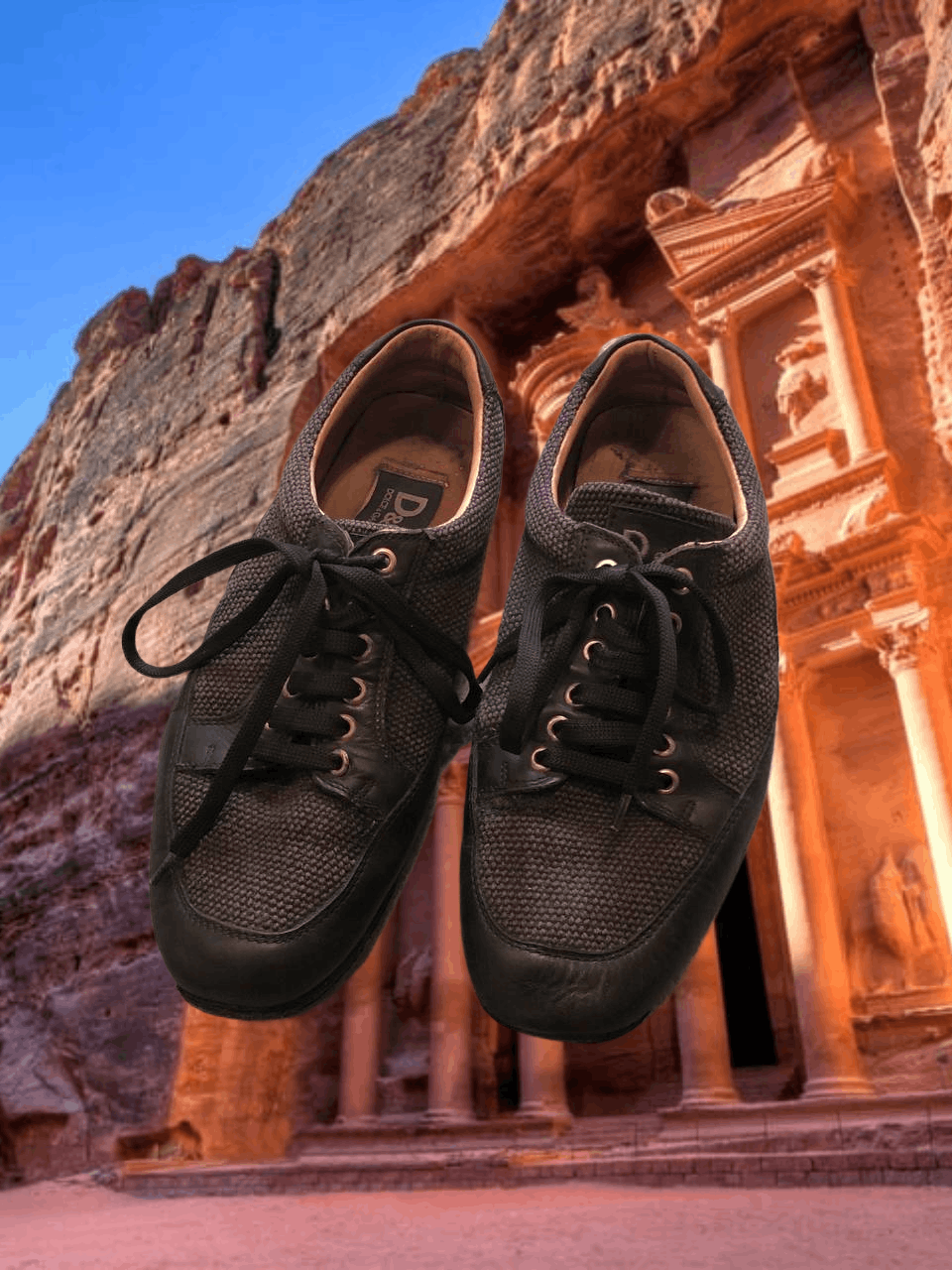 Dolce & Gabbana Vintage Dolce&Gabbana Low-Top Sneakears luxury D&G Size US 8.5 / EU 41-42 - 1 Thumbnail