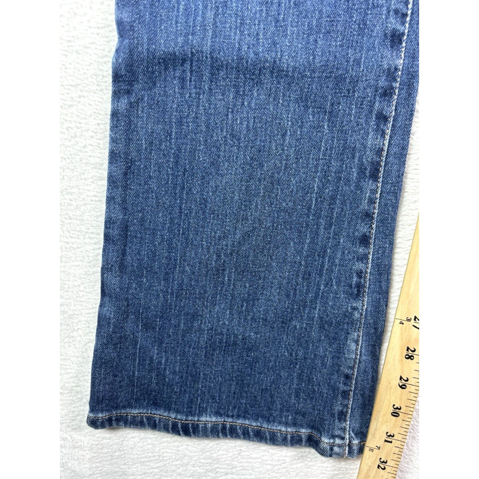 Levi's VINTAGE Levi's Jeans 525 Women’s Size 14 M Nouveau Low Boot Cut Blue Denim 1990s Women Size 36" / US 14 / IT 50 - 4 Thumbnail