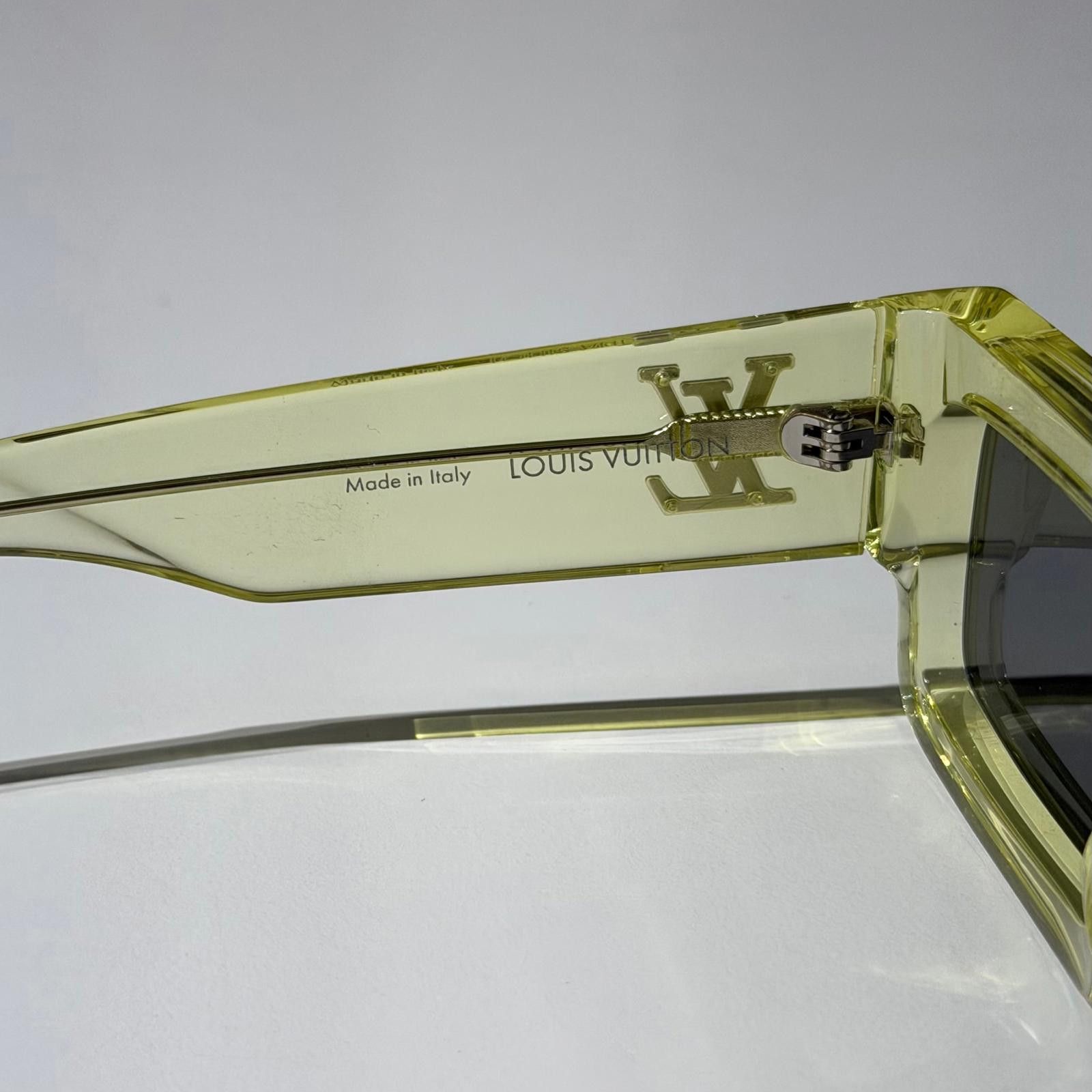 Louis Vuitton Louis Vuitton Rectangular Sunglasses Size ONE SIZE - 8 Thumbnail