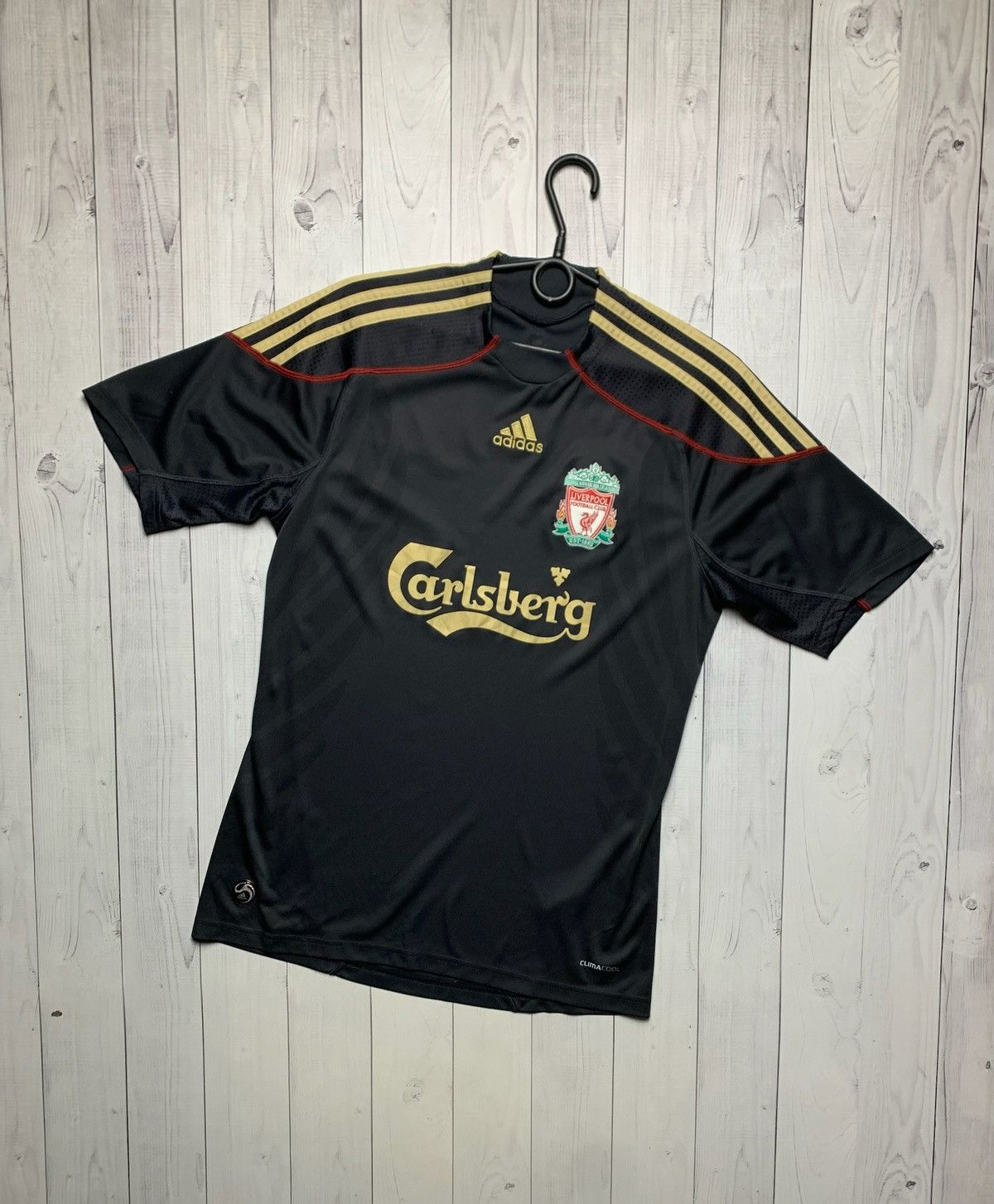 Vintage Vintage adidas Liverpool soccer jersey black away size S Size US S / EU 44-46 / 1 - 1 Thumbnail