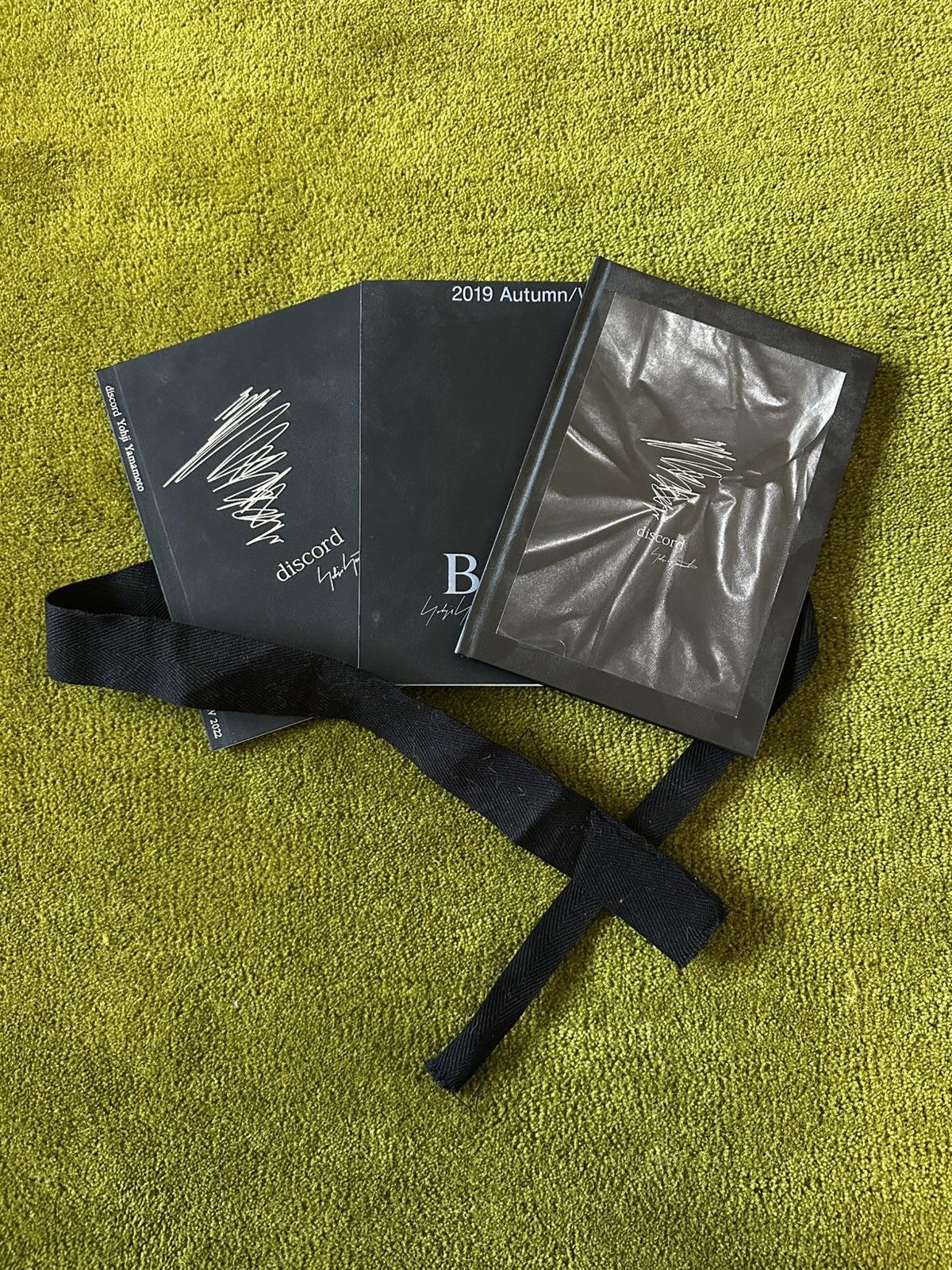Yohji Yamamoto Yohji Yamamoto lookbook collection Size ONE SIZE - 1 Thumbnail