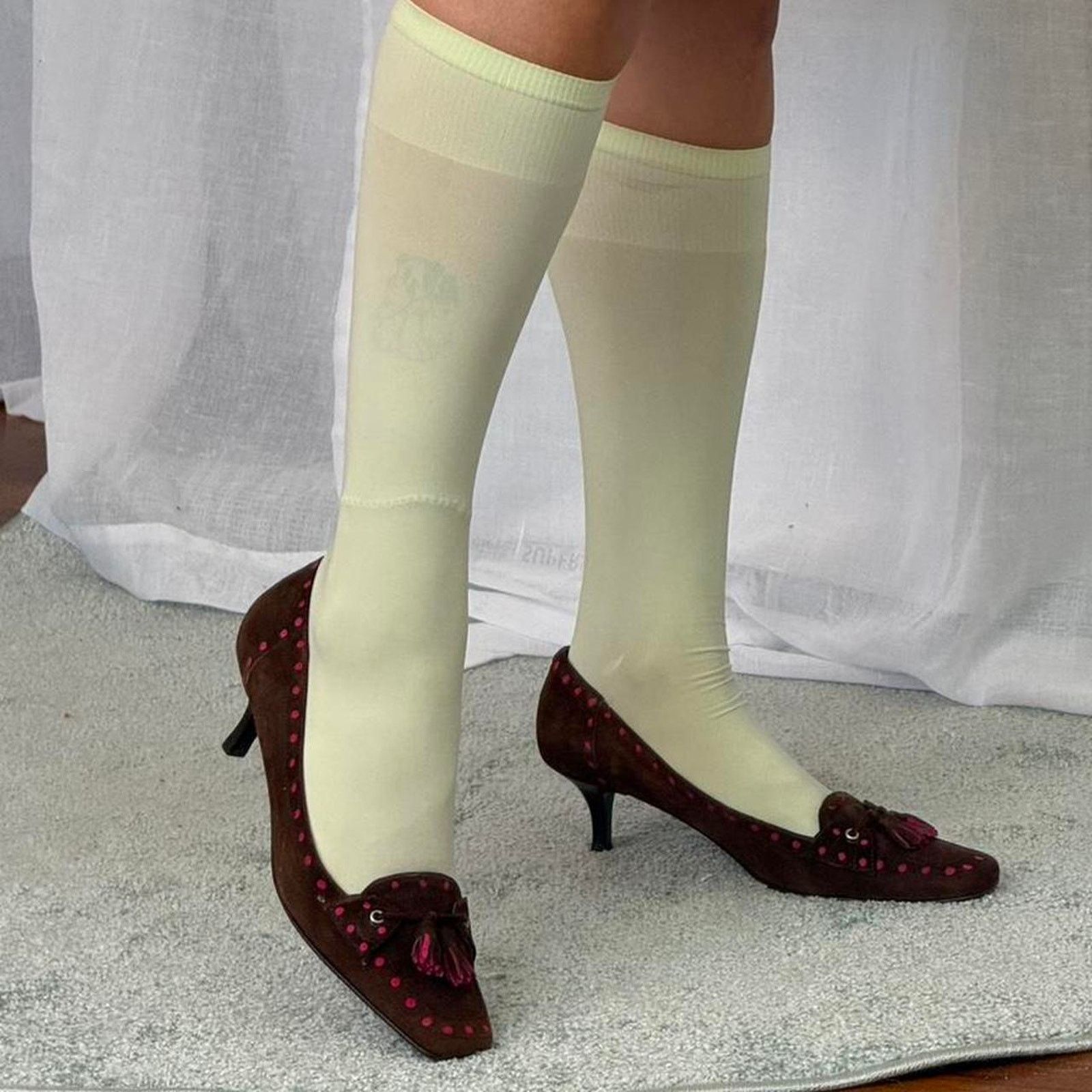 Coach y2k coach pink and brown polka dot suede kitten heels Size US 8 / IT 38 - 2 Thumbnail