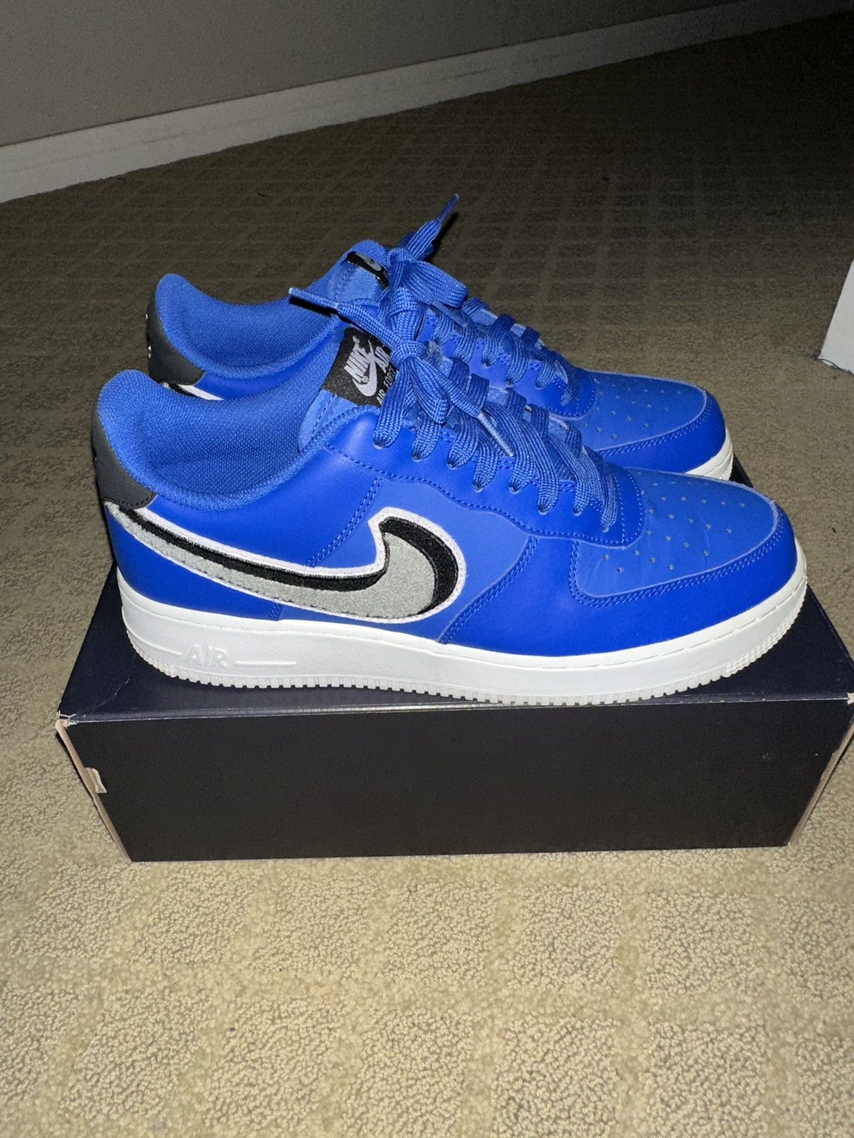 Nike Air Force 1 LV8 “Chenille swoosh” Size US 10 / EU 43 - 2 Thumbnail