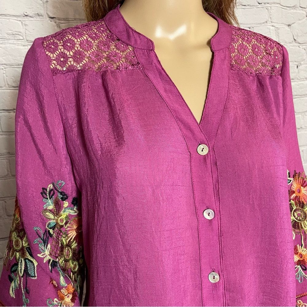 Anthropologie NWT New Anthropologie Fig & Flower Embroidery Purple Floral Size S / US 4 / IT 40 - 3 Thumbnail