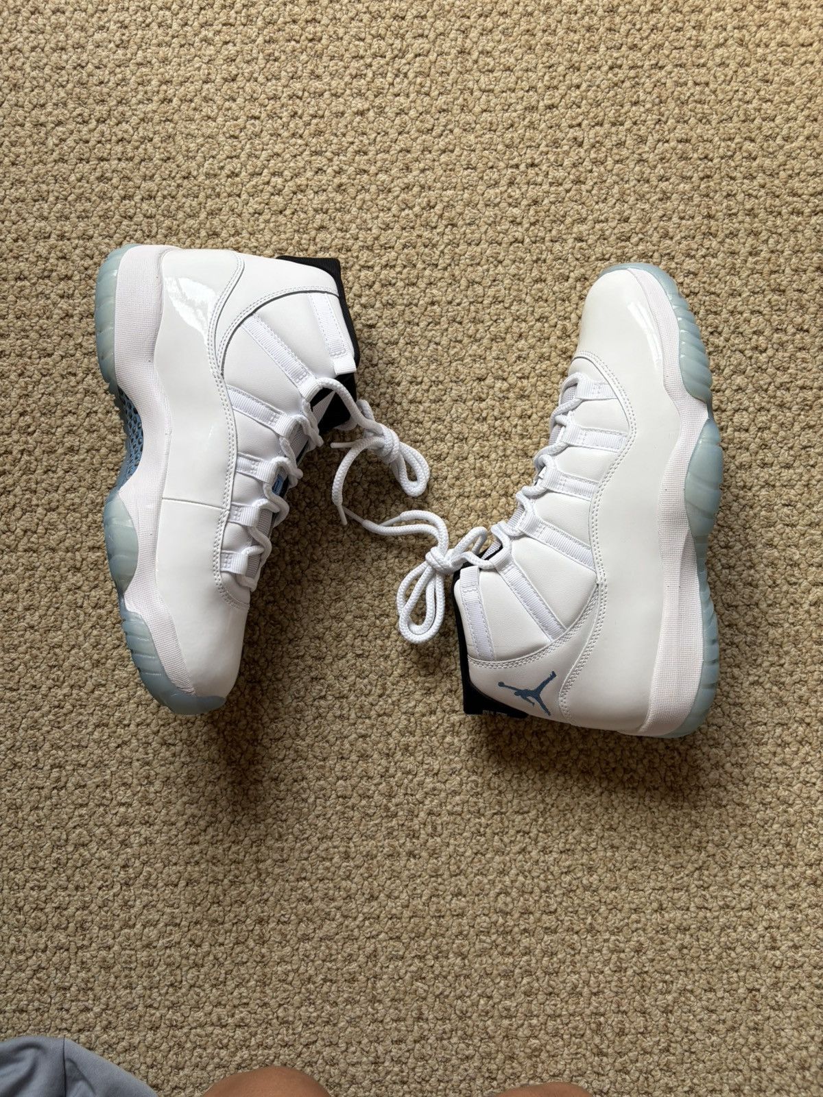 Jordan Brand Jordan 11 Legend Blue Size US 10 / EU 43 - 1 Thumbnail