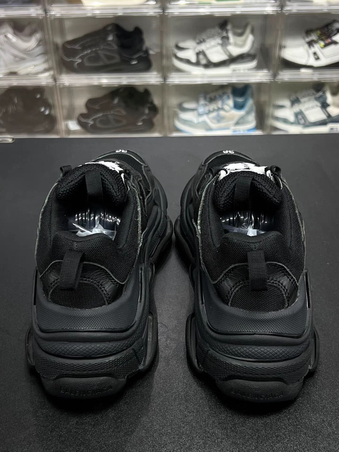 Balenciaga Balenciaga Triple S Sneakers K15 Size US 6 / IT 36 - 7 Thumbnail