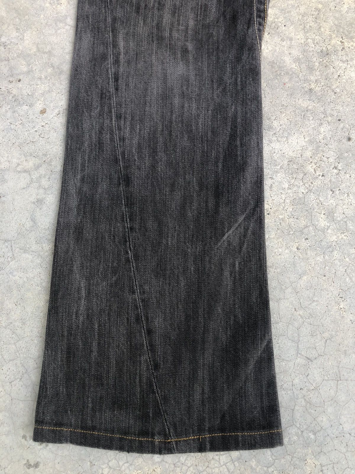 Japanese Brand Japanese Grancasa Flared Jeans Distressed Jeans Size US 31 - 6 Thumbnail