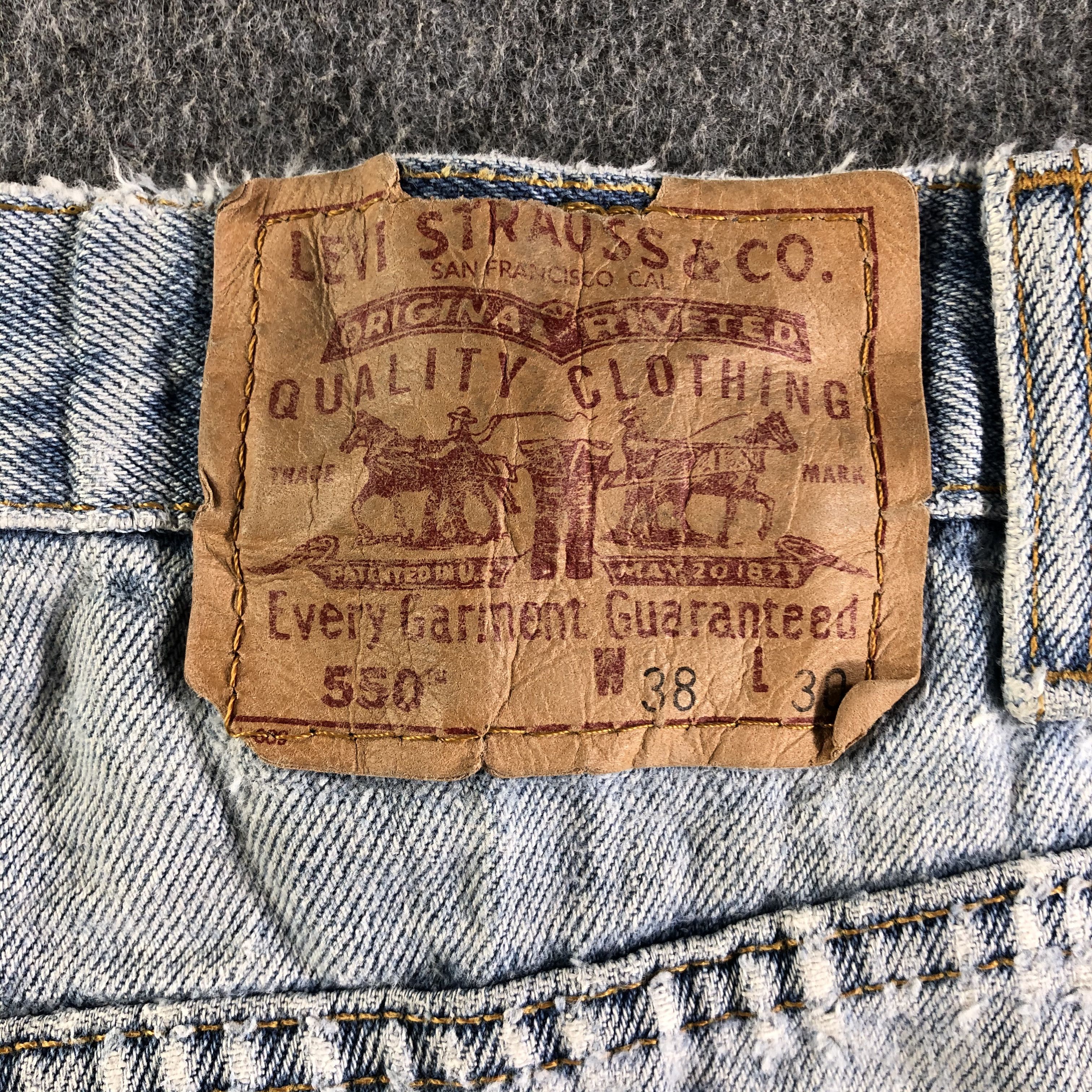 Levi's Vintage 90s Light Wash Levis 550 Jeans-J4193 Size US 37 - 5 Thumbnail