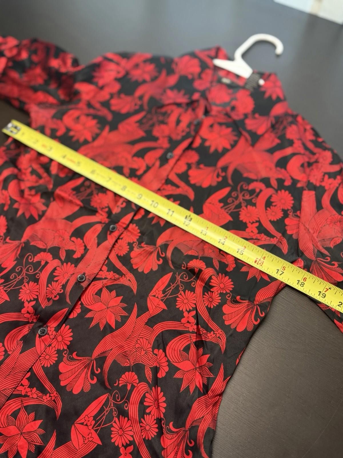 Mossimo Mossimo 100% Silk Red Black Floral Button Top Blouse Y2K S Size S / US 4 / IT 40 - 5 Thumbnail