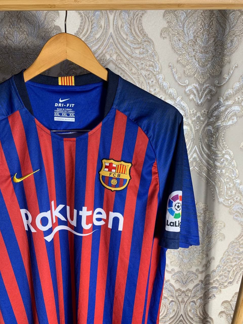 Vintage VERY RARE NIKE FC BARCELONA SPAIN SOCCER JERSEY BLOKECORE Size US XXL / EU 58 / 5 - 2 Thumbnail