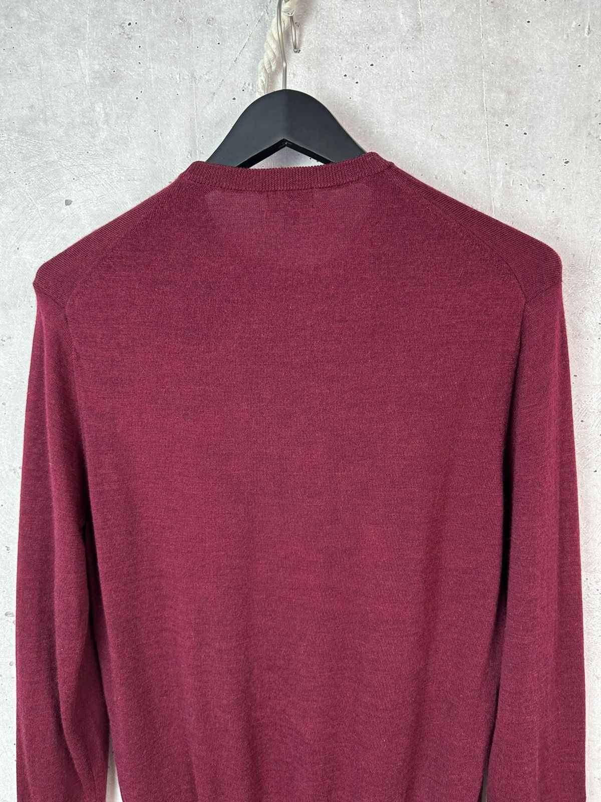 Uniqlo Uniqlo Wool Knit Burgundy Long Sleeve Crew Neck Sweater Size US S / EU 44-46 / 1 - 9 Thumbnail