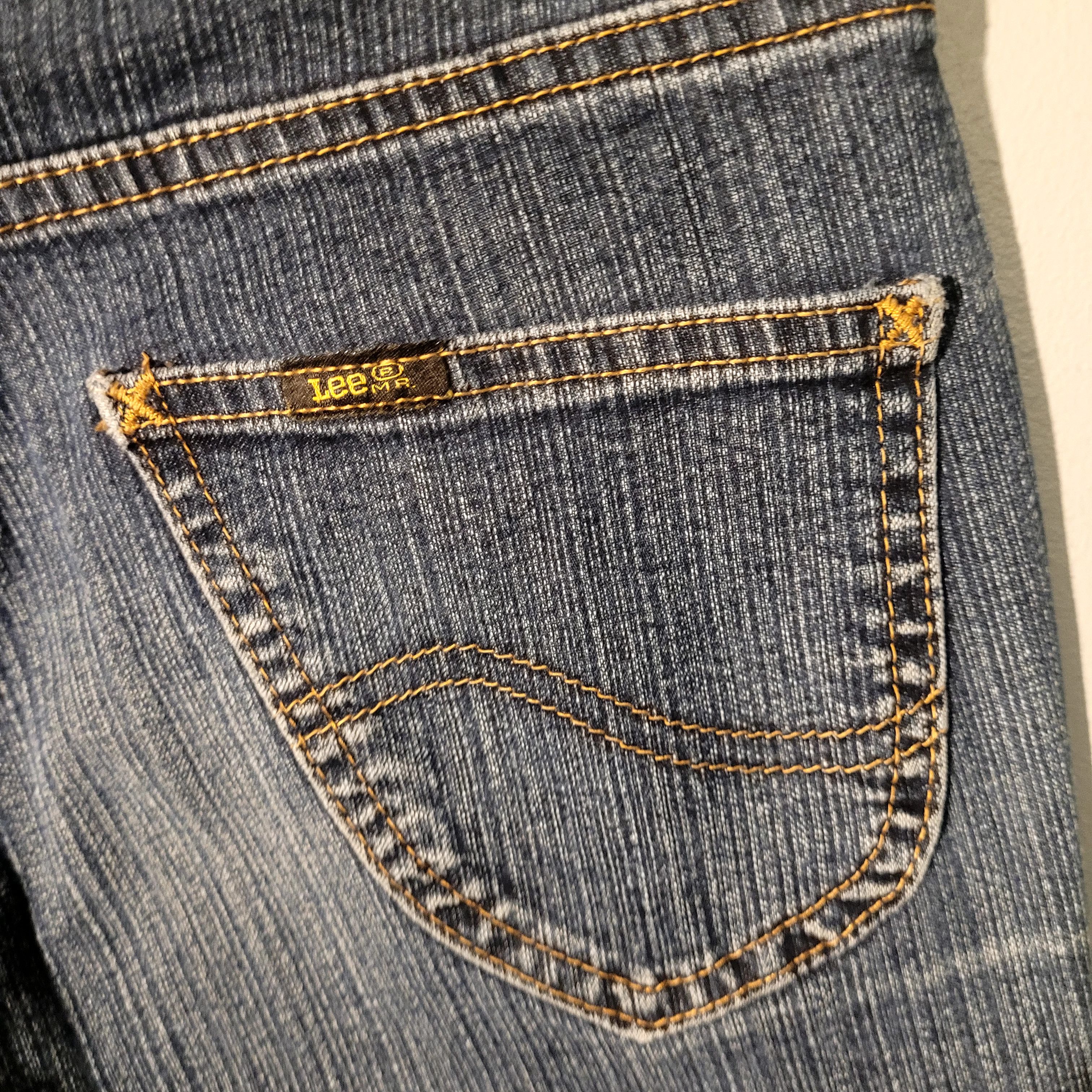 Lee Womens Vintage 90s LEE bell bottom denim jeans Size 26" / US 2 / IT 38 - 4 Thumbnail