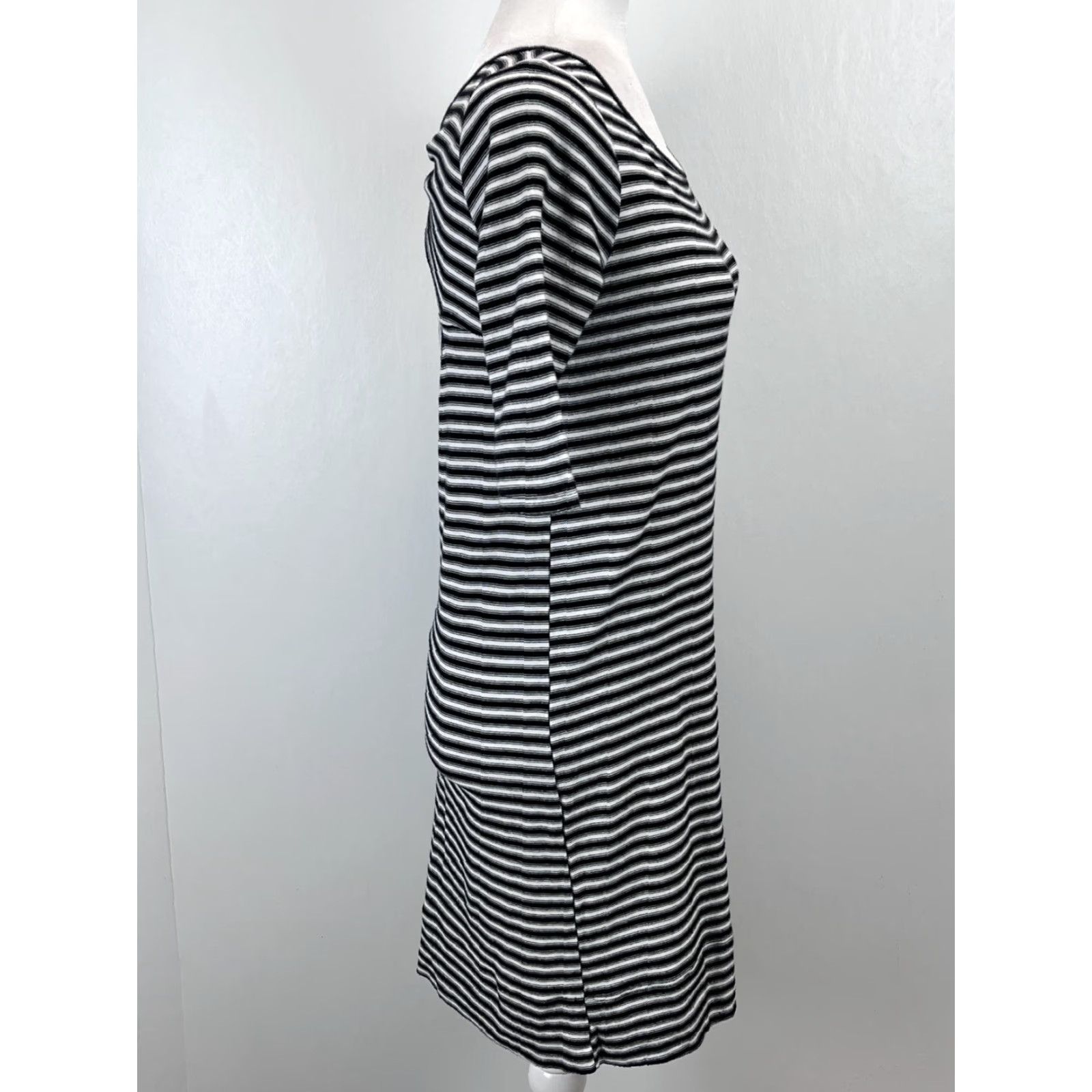 Free People Free People T Shirt Dress XS Striped Black White Back Cutout Bohemian Casual Short Sleeve Round Neck Women's Dress Size XS / US 0-2 / IT 36-38 - 5 Thumbnail