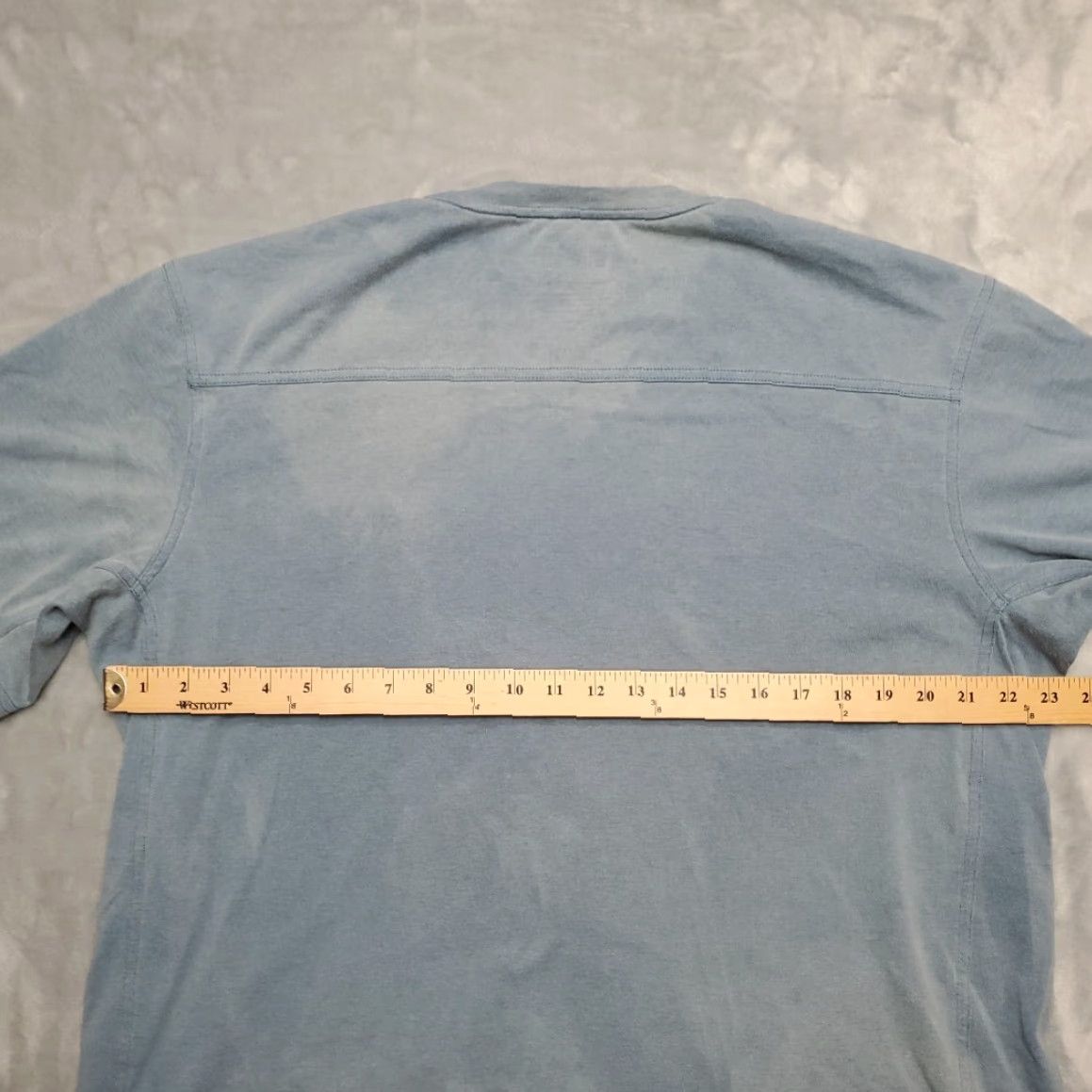 Vintage Duluth Trading T Shirt Mens Large Nice Fade Blue Work Trades Pocket Crew Tee Size US L / EU 52-54 / 3 - 7 Thumbnail