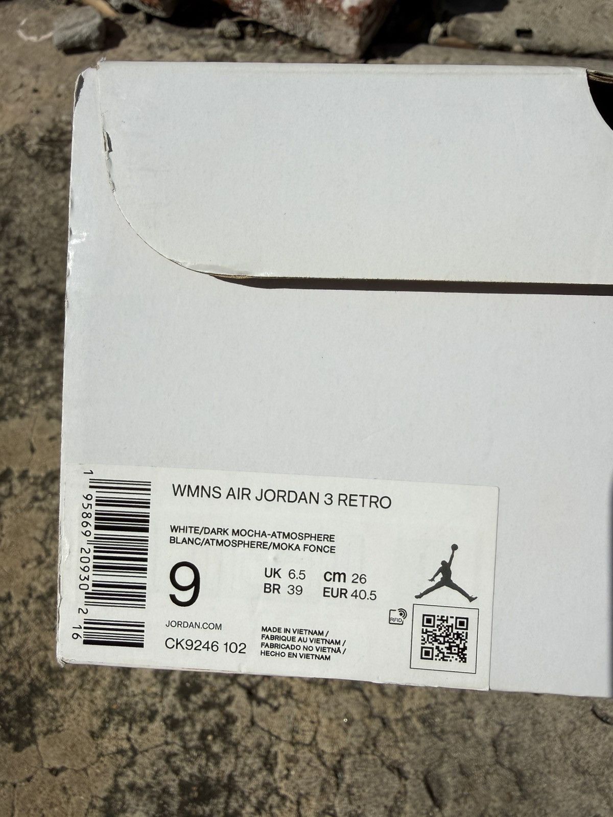 Jordan Brand WMNS AIR JORDAN 3 “Neapolitan” Size US 9 / IT 39 - 9 Thumbnail