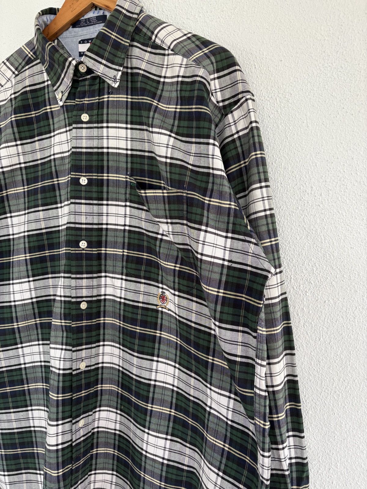 Tommy Hilfiger Authentic ‼️Vintage 90s Tommy Hillfiger Checked Vintage Logo Size US L / EU 52-54 / 3 - 3 Thumbnail