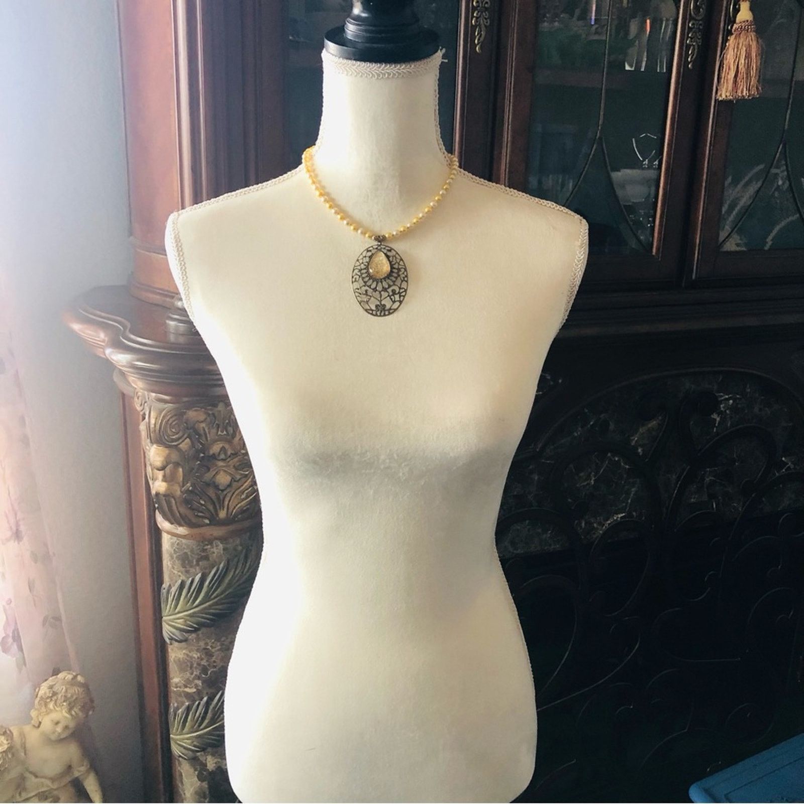Handmade Handcrafted repurpose large filigree Pearl necklace Size ONE SIZE - 6 Thumbnail