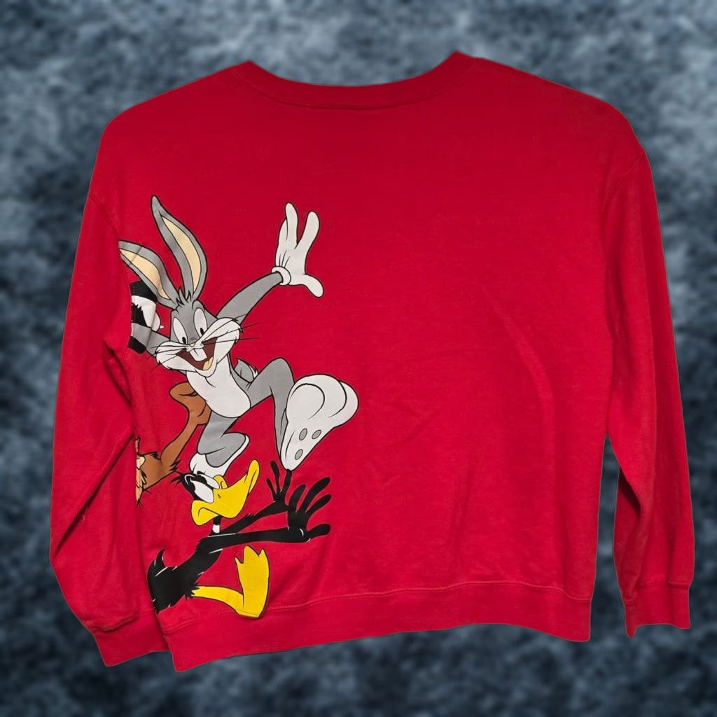 Vintage VINTAGE Looney Tunes Sweatshirt 2XL Red Graphic Cartoon Pullover Women Long Sleeve Round Neck 90s Bugs Bunny Logo Fleece Cotton Sweater Size XXL / US 16-18 / IT 52-54 - 1 Thumbnail