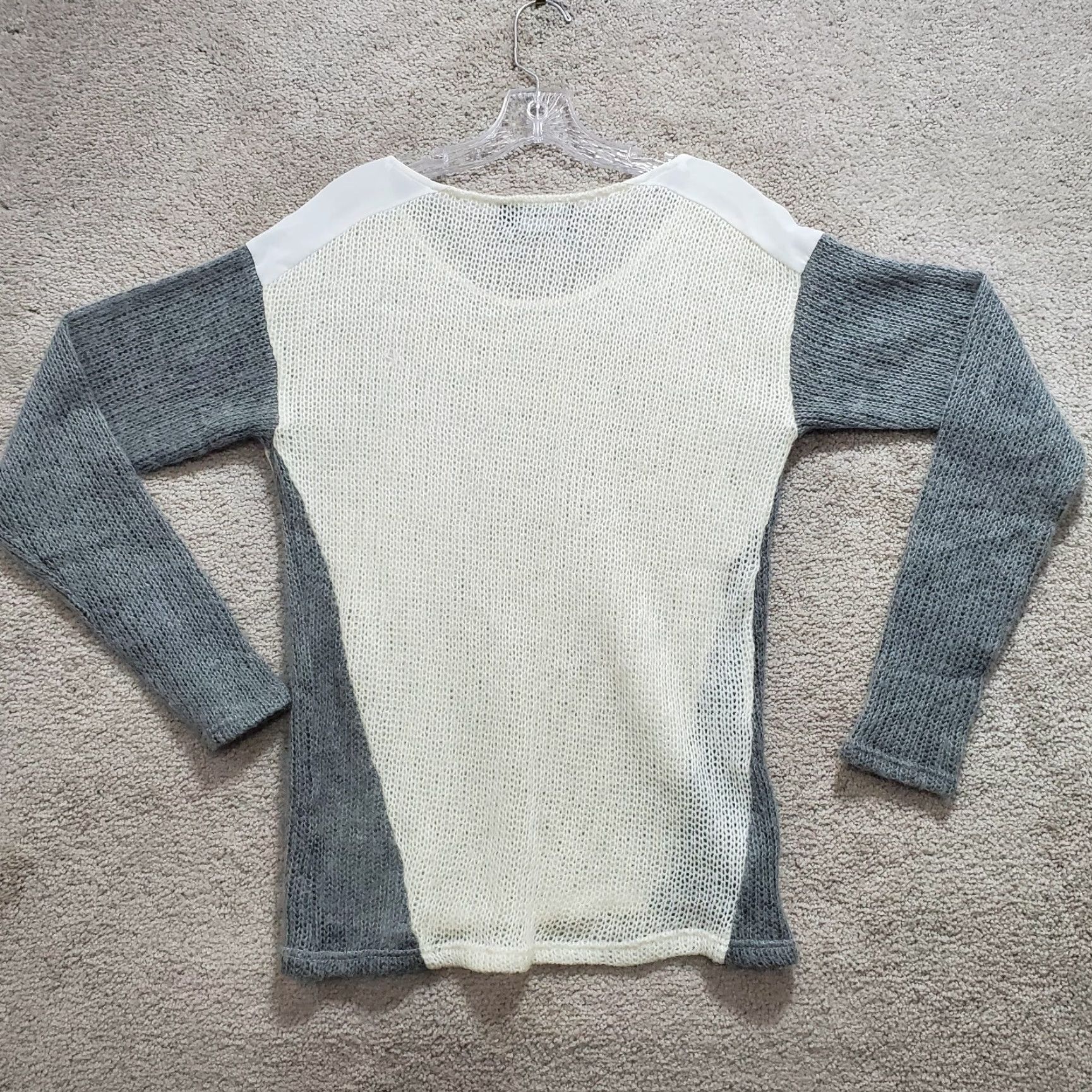 MINKPINK Minkpink Sweater Women's XS Gray White Open Knit Round Neck Long Sleeve Pullover Size XS / US 0-2 / IT 36-38 - 7 Thumbnail