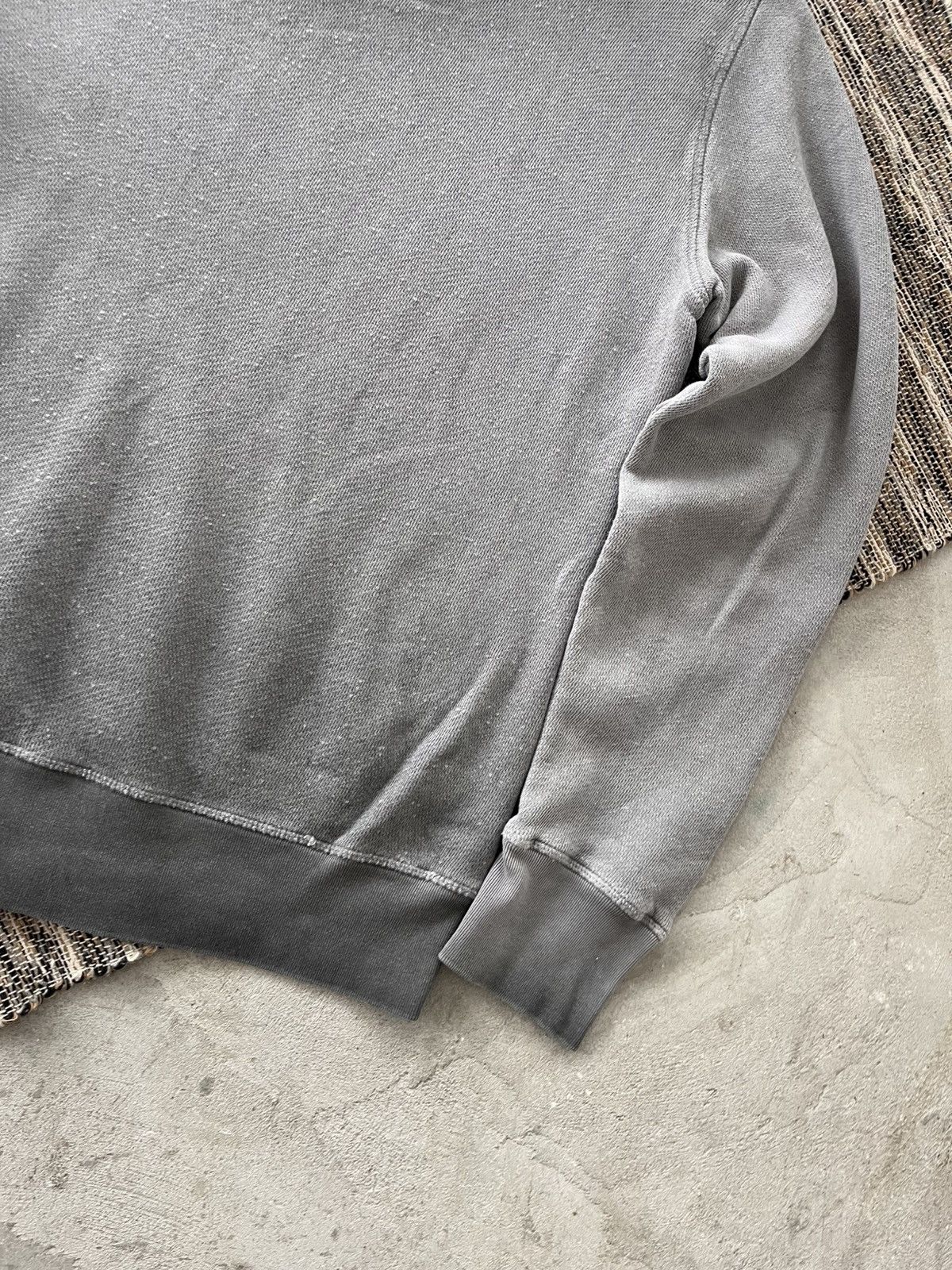 Diesel Vintage Diesel Grey Faded Big Logo Avantgarde Sweatshirt Y2K Size US L / EU 52-54 / 3 - 15 Thumbnail
