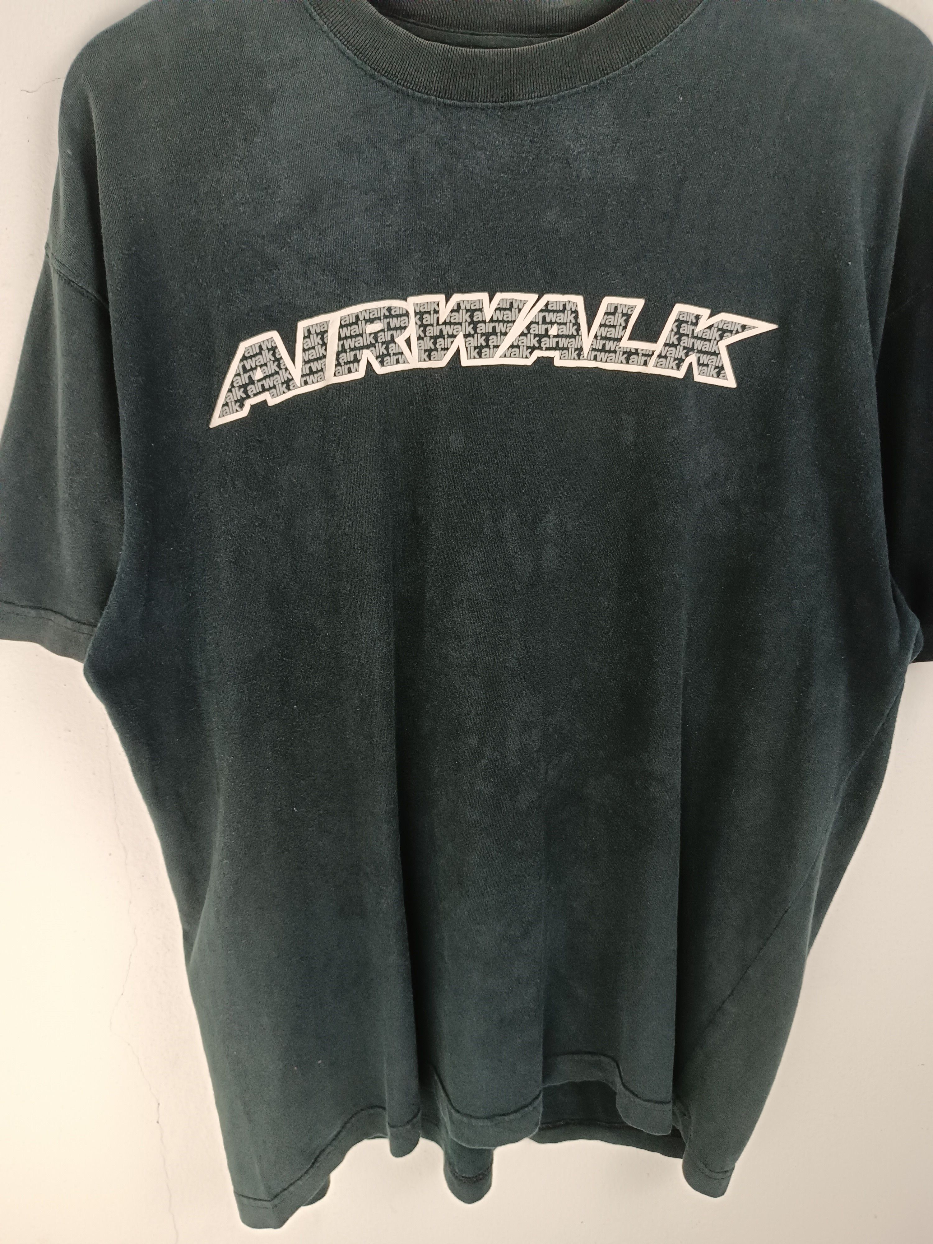 Airwalk THRASHED FADED VINTAGE Y2K AIRWALK VERY RARE JNCO DOGTOWN Size US L / EU 52-54 / 3 - 6 Thumbnail