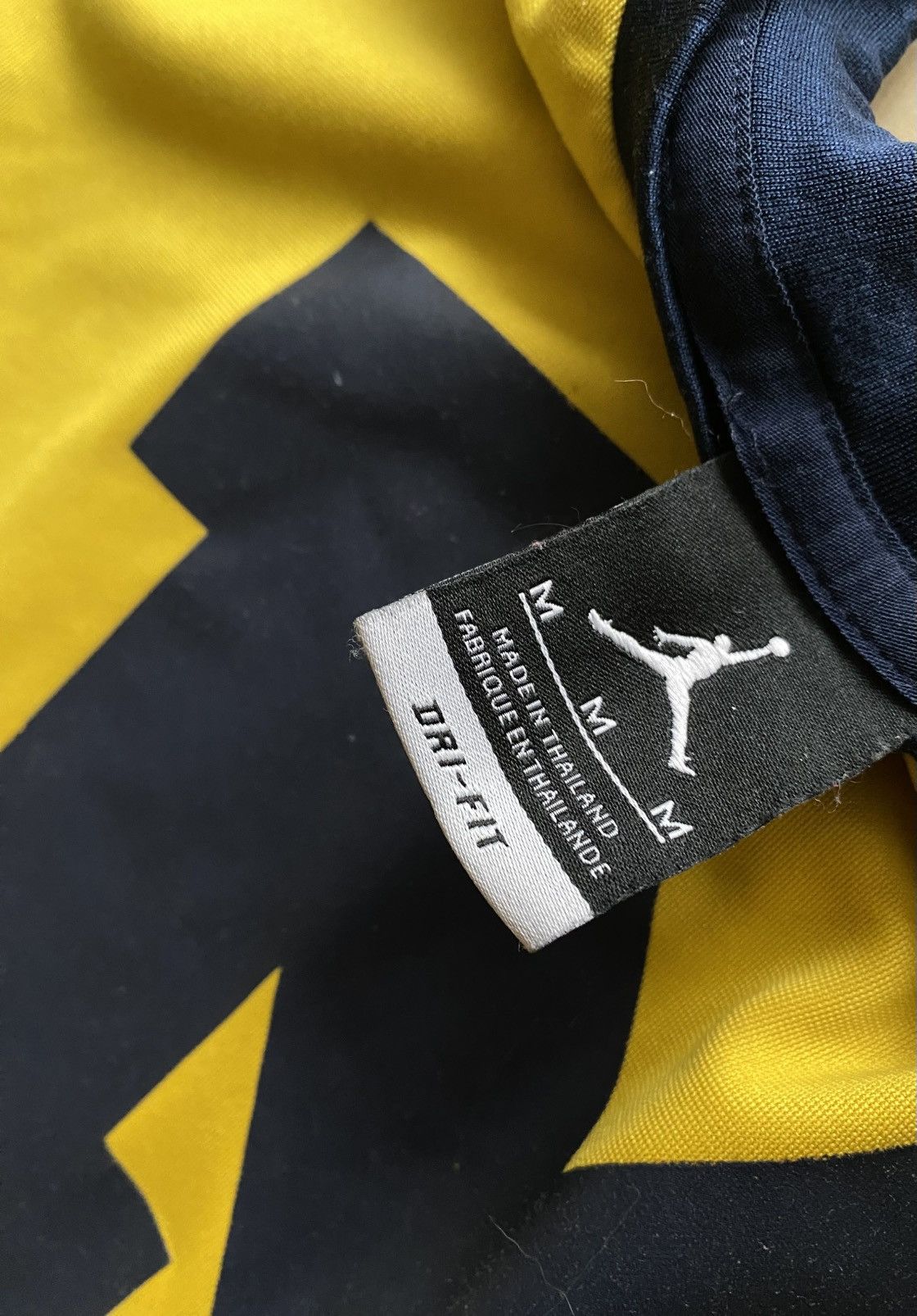 Jordan Brand Jordan Michigan long sleeve T-shirt Size US M / EU 48-50 / 2 - 2 Thumbnail