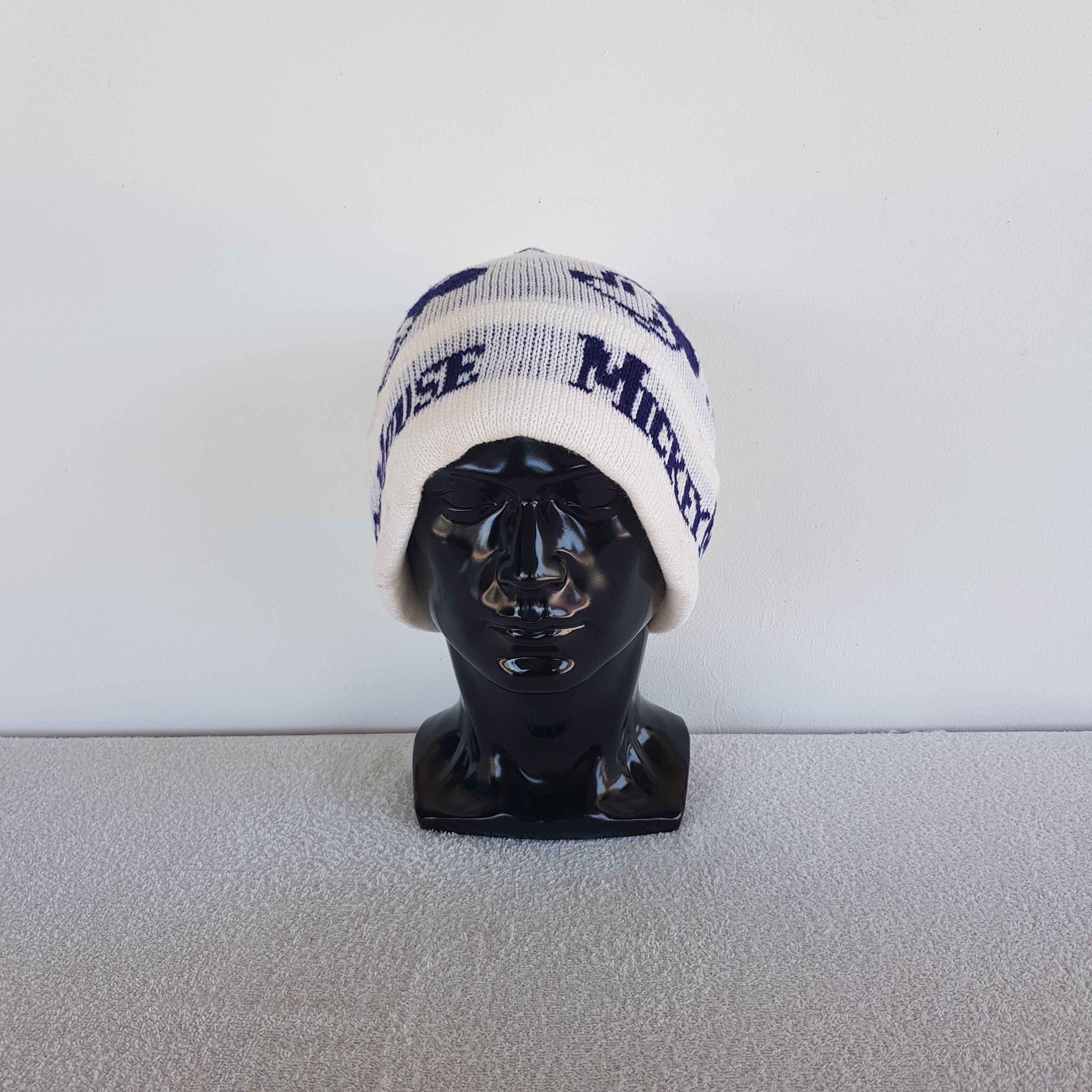 Mickey Mouse Vintage 80s Mickey Mouse Beanie Disney Cartoon Snow Caps Hat Size ONE SIZE - 2 Thumbnail