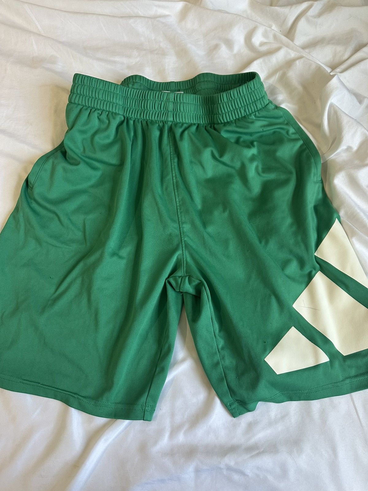Adidas Adidas shorts size small Size US 30 / EU 46 - 1 Thumbnail