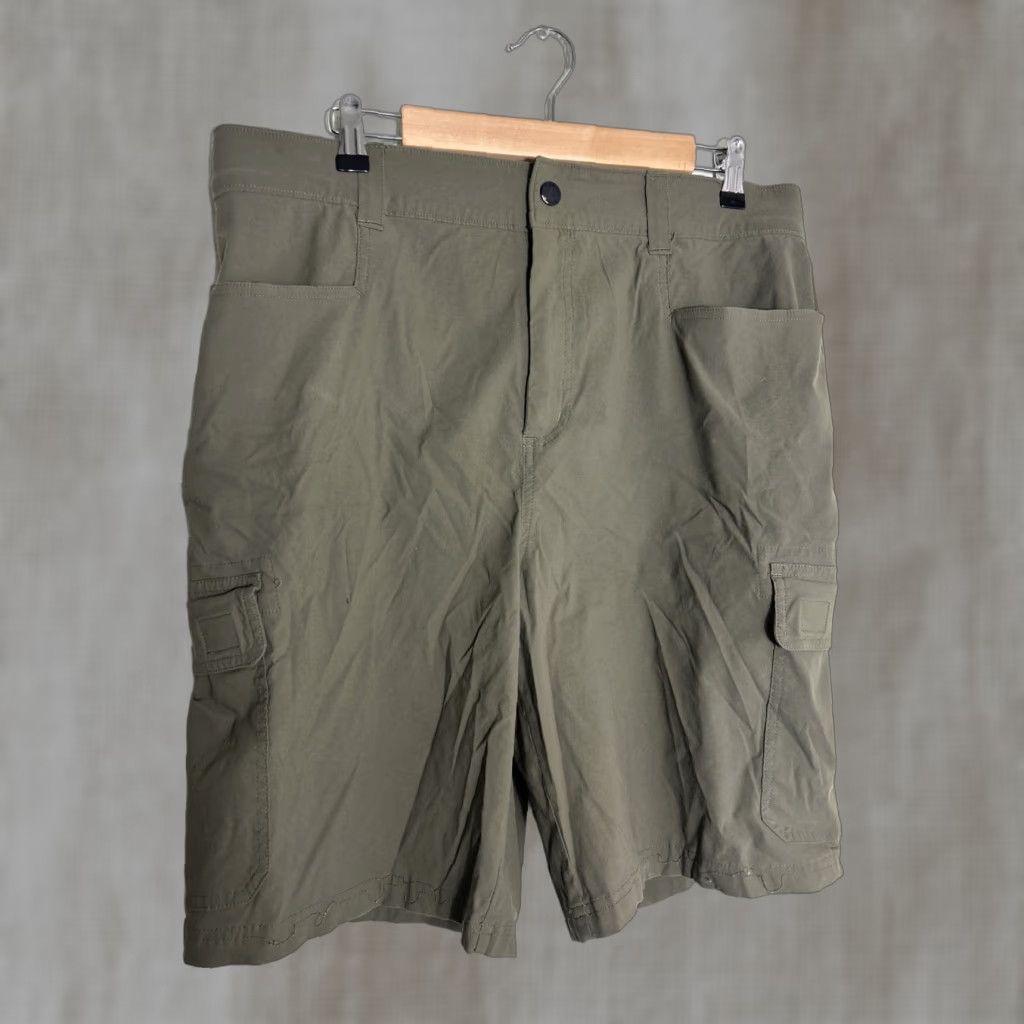 Orvis Orvis Mens Cargo Shorts Olive Green 36x9 Regular Nylon Green Cargo Mens Size 36 XD Size US 36 / EU 52 - 1 Thumbnail