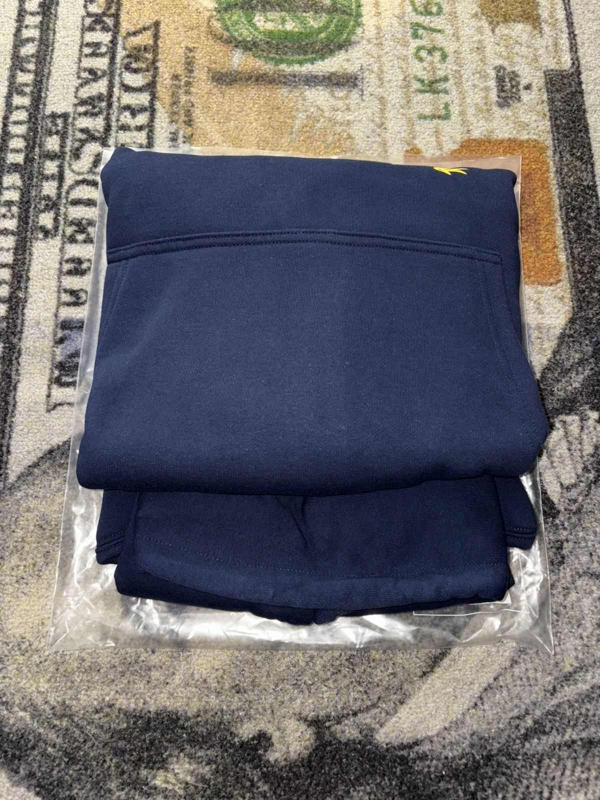 Palace Palace Rear View Hoodie Size US L / EU 52-54 / 3 - 2 Thumbnail