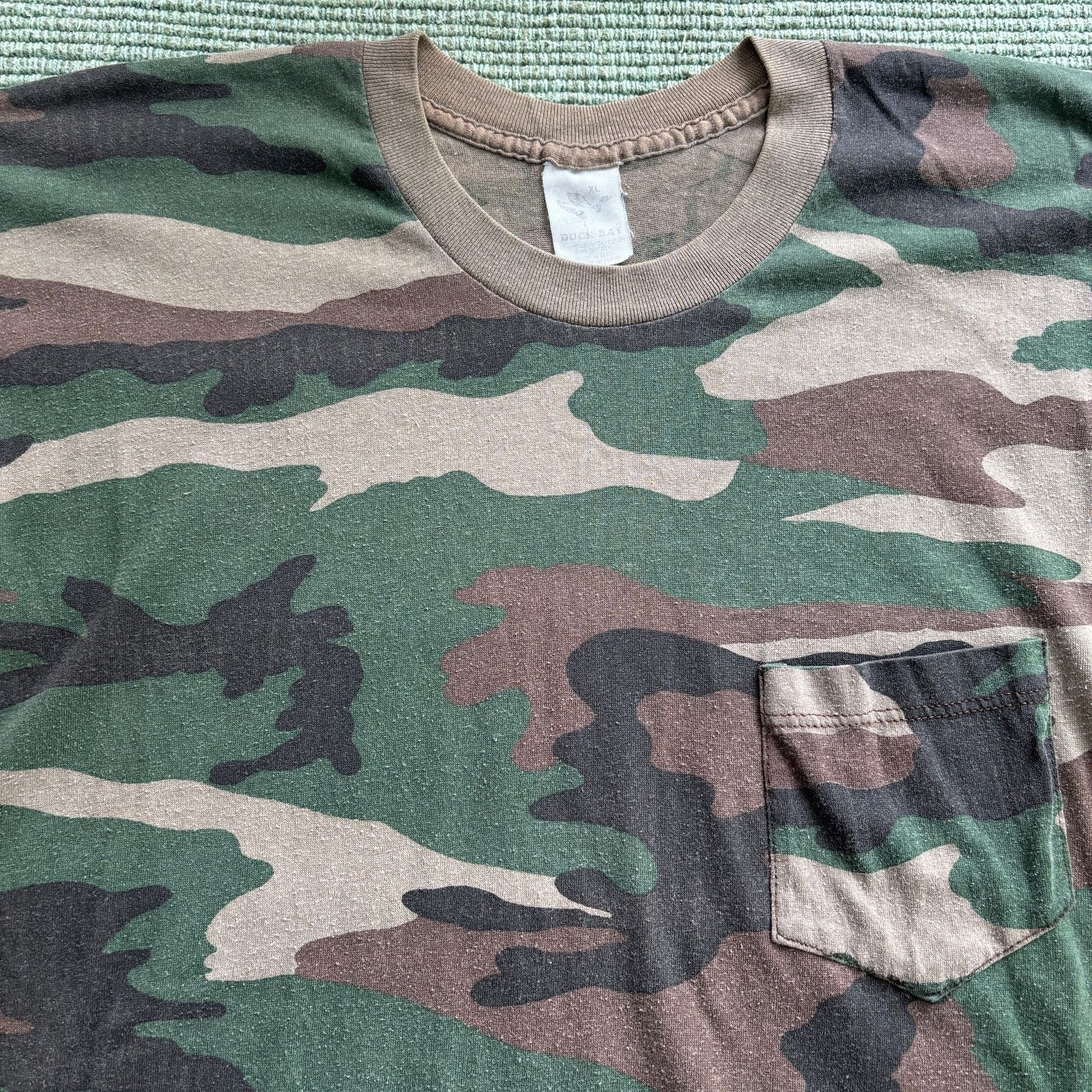 Vintage Vintage 1980s Single Stitched Camo Pocket Tee Sz XL Size US XL / EU 56 / 4 - 2 Thumbnail