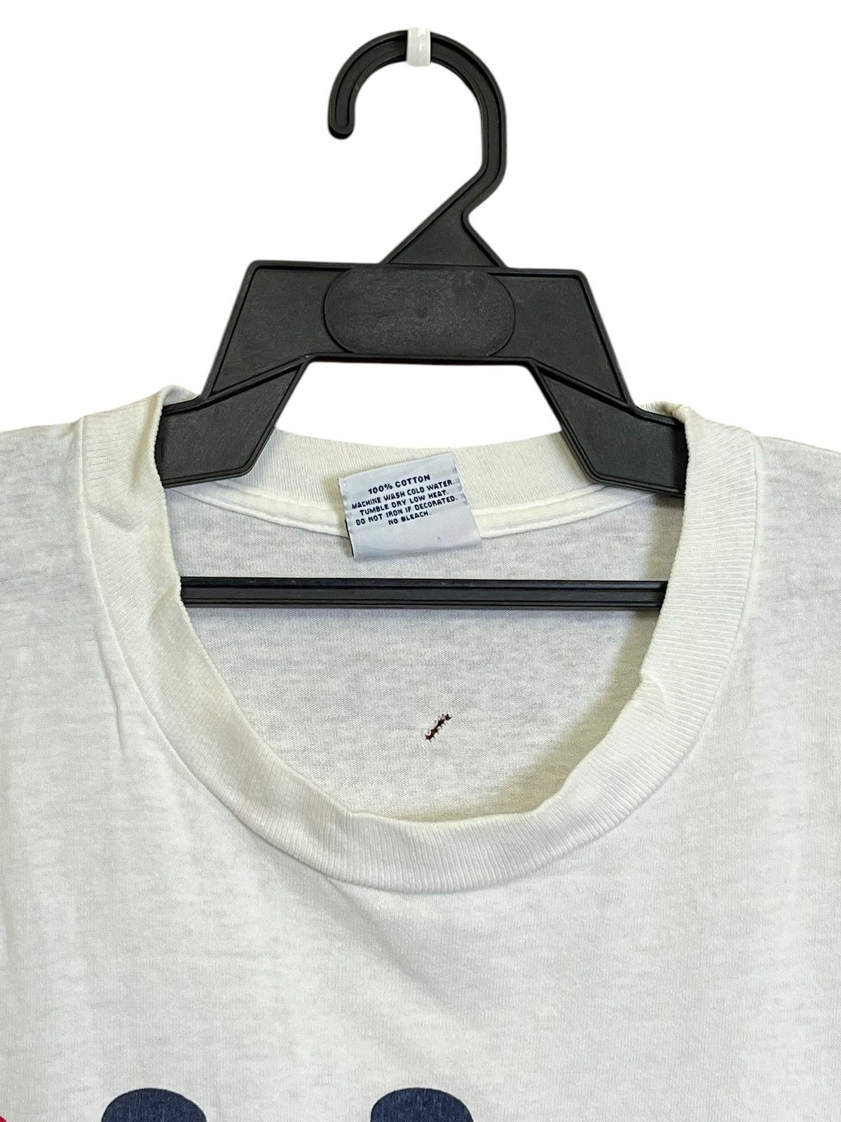Fila ARCHIVE VINTAGE 90s FILA BIG LOGO SPELLOUT TEE SHIRT Size US L / EU 52-54 / 3 - 5 Thumbnail