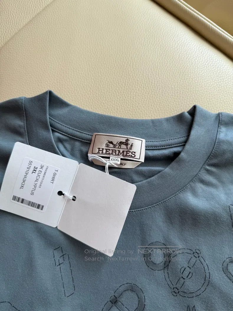 Hermes Hermes size 3XL Spring-summer men's round-neck short-sleeve Size US S / EU 44-46 / 1 - 2 Thumbnail