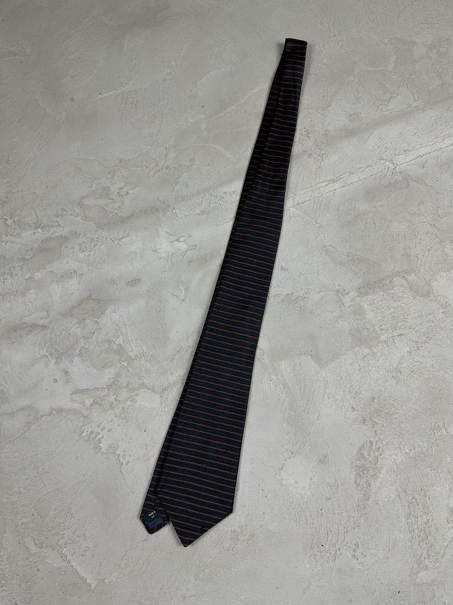 Aquascutum × Designer Vintage Aquascutum Silk Stripped Luxury Tie Size ONE SIZE - 1 Thumbnail