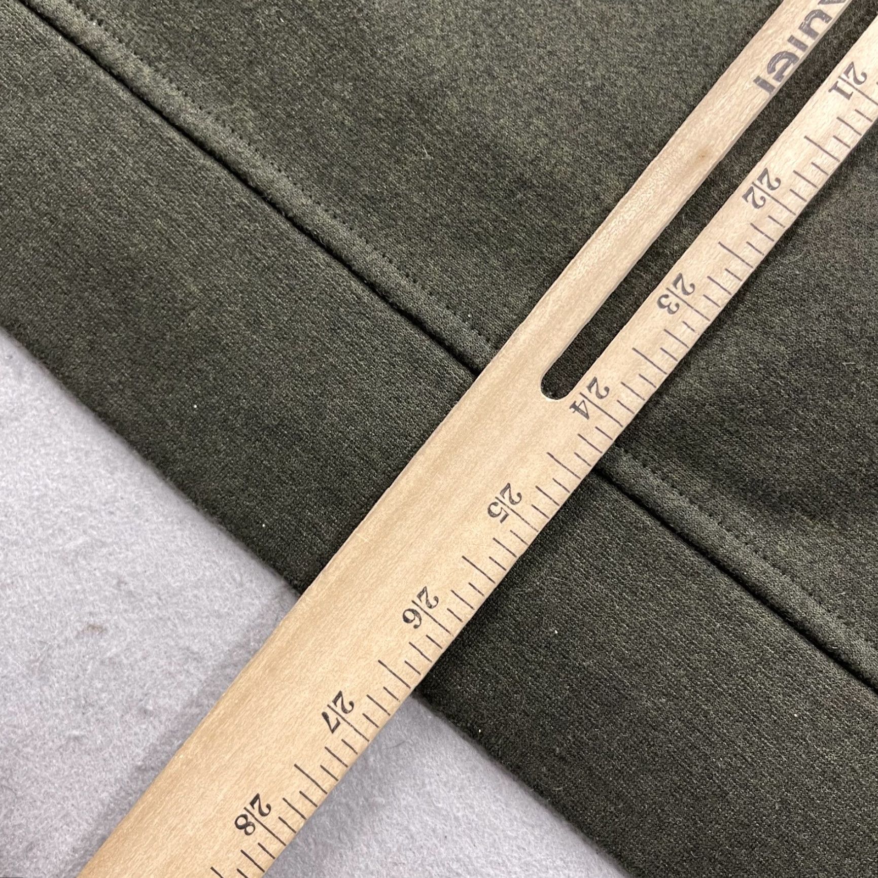 Lululemon Lululemon Hoodie Mens Large Green City Sweat Sweatshirt Gym Thermo Activewear Hoodie City Green Lululemon Mens Large Sweatshirt Size US L / EU 52-54 / 3 - 8 Thumbnail