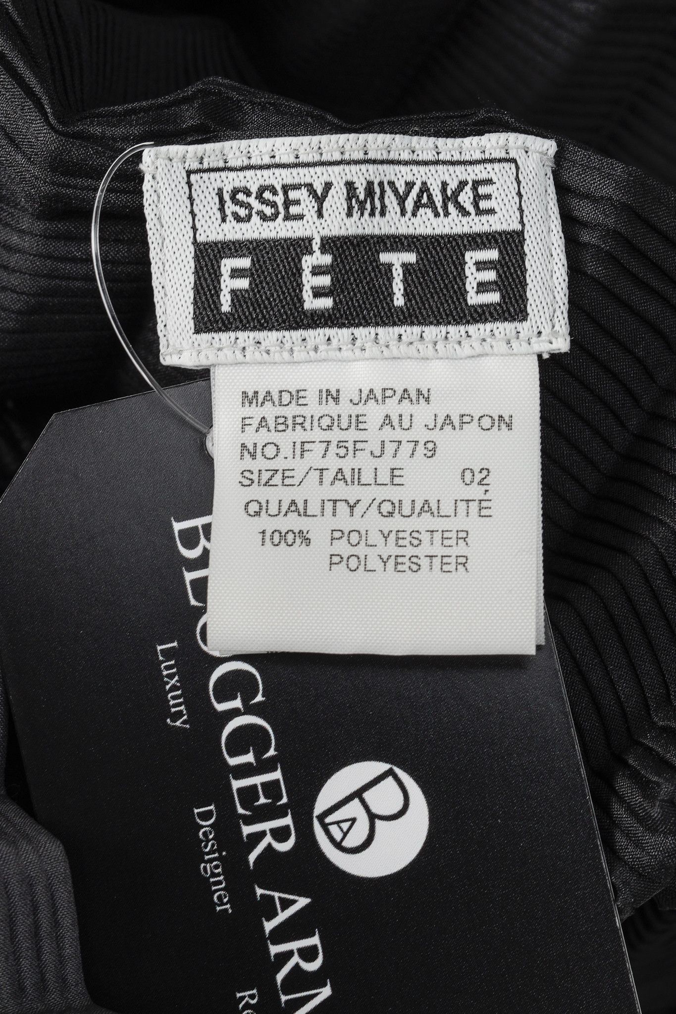 Issey Miyake Issey Miyake Fete Grey Pleated Accent Shawl-Collar Blouse Size M / US 6-8 / IT 42-44 - 7 Thumbnail