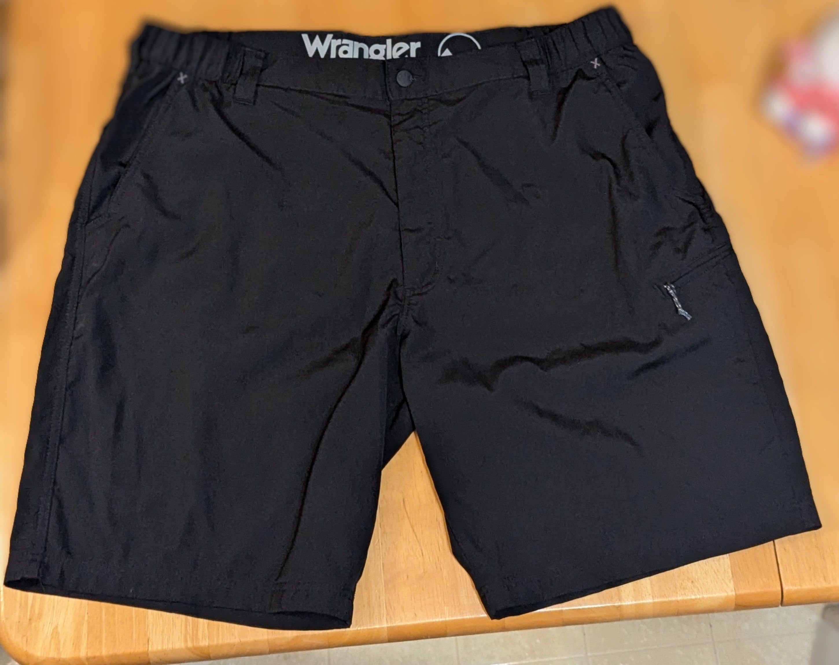 Wrangler Wrangler chino athletic shorts Size US 40 / EU 56 - 2 Thumbnail